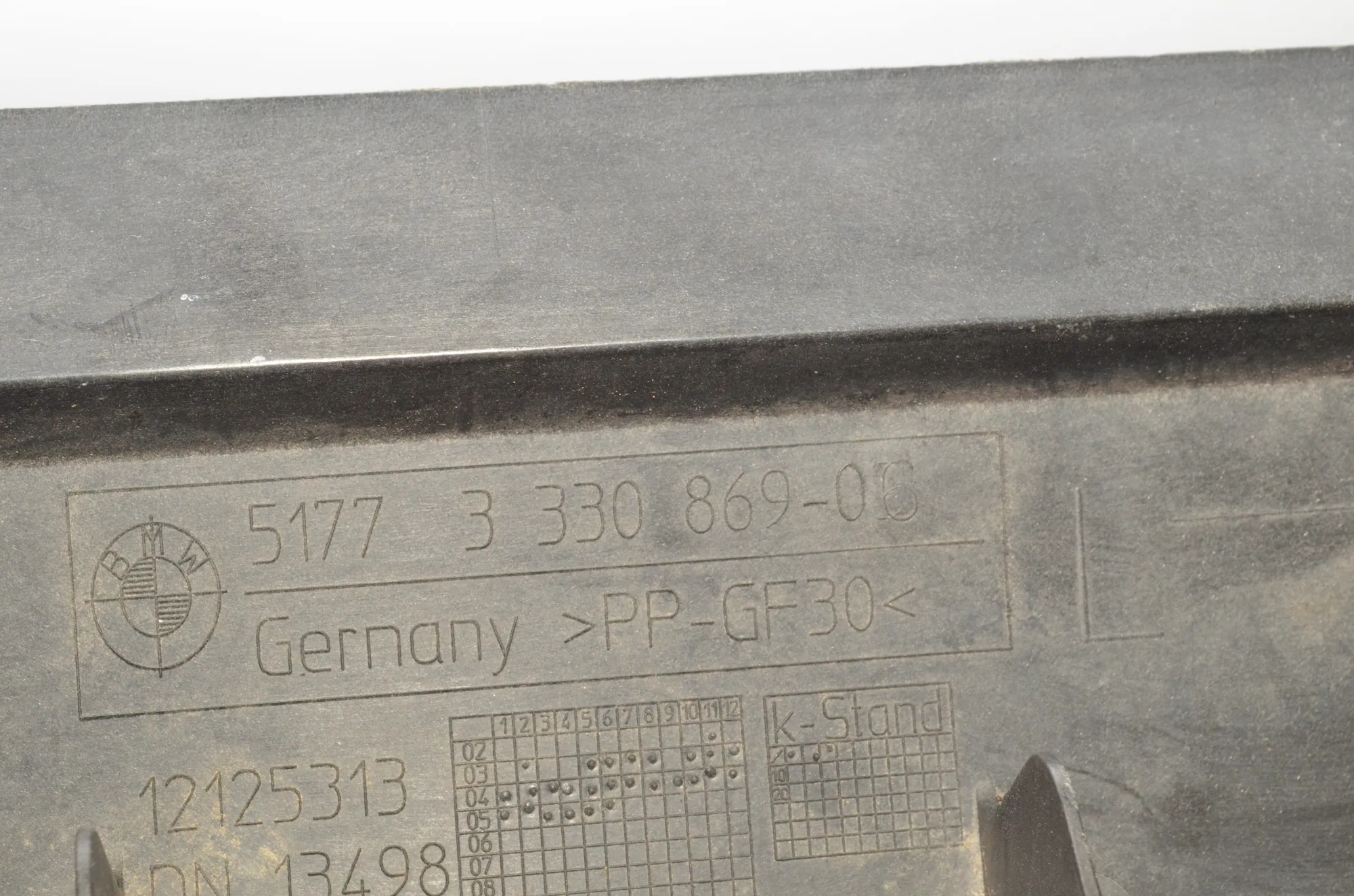 Sideskirt Bracket – OEM 3330869 · BMW X3 (E83) xDrive 20 d 2008 – 5