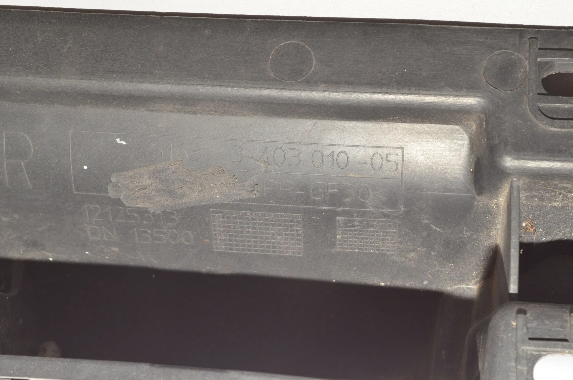 Right Side Plastic Sideskirt Cover – OEM 3403010 · BMW X3 (E83) 2.0 d 2005 – 5