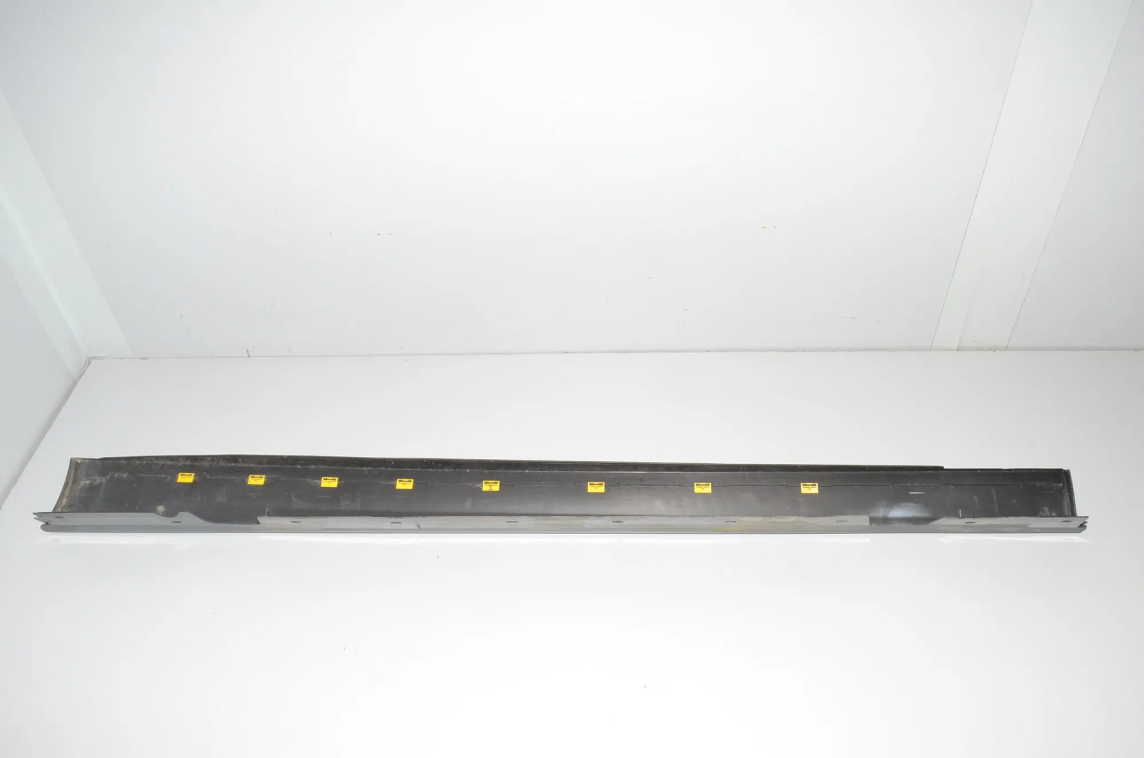 Left Side Plastic Sideskirt Cover – OEM 7062297 · BMW 3 Touring (E91) 325 i 2007 – 4