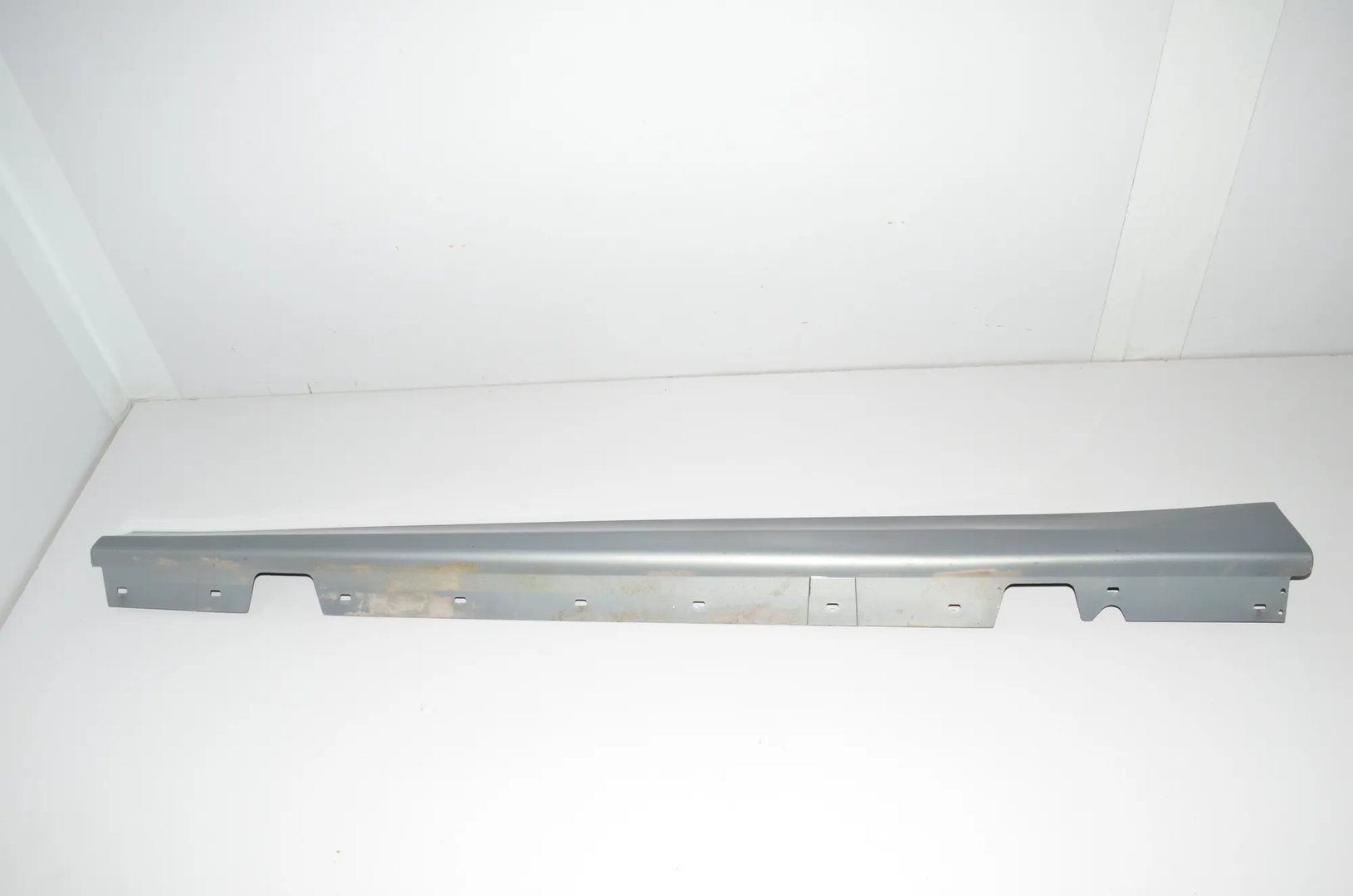 Left Side Plastic Sideskirt Cover – OEM 7062297 · BMW 3 Touring (E91) 325 i 2007 – 2