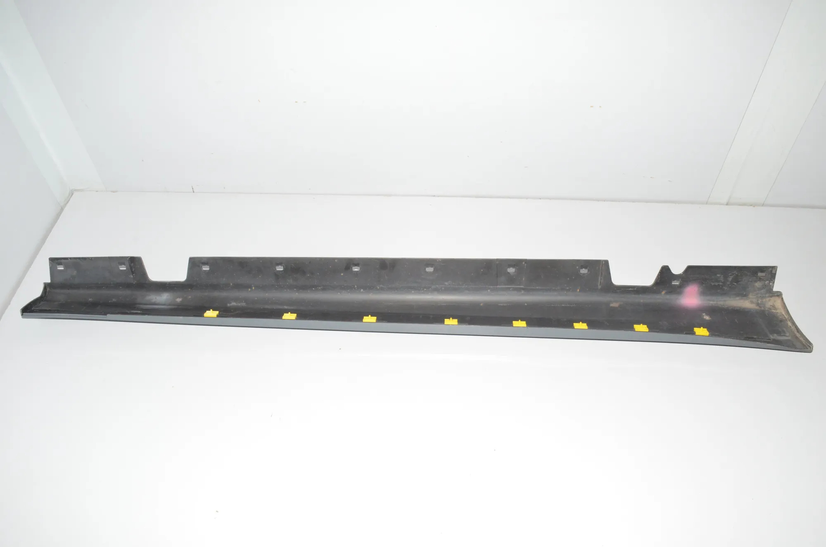 Left Side Plastic Sideskirt Cover – OEM 7062297 · BMW 3 Touring (E91) 325 i 2007 – 3