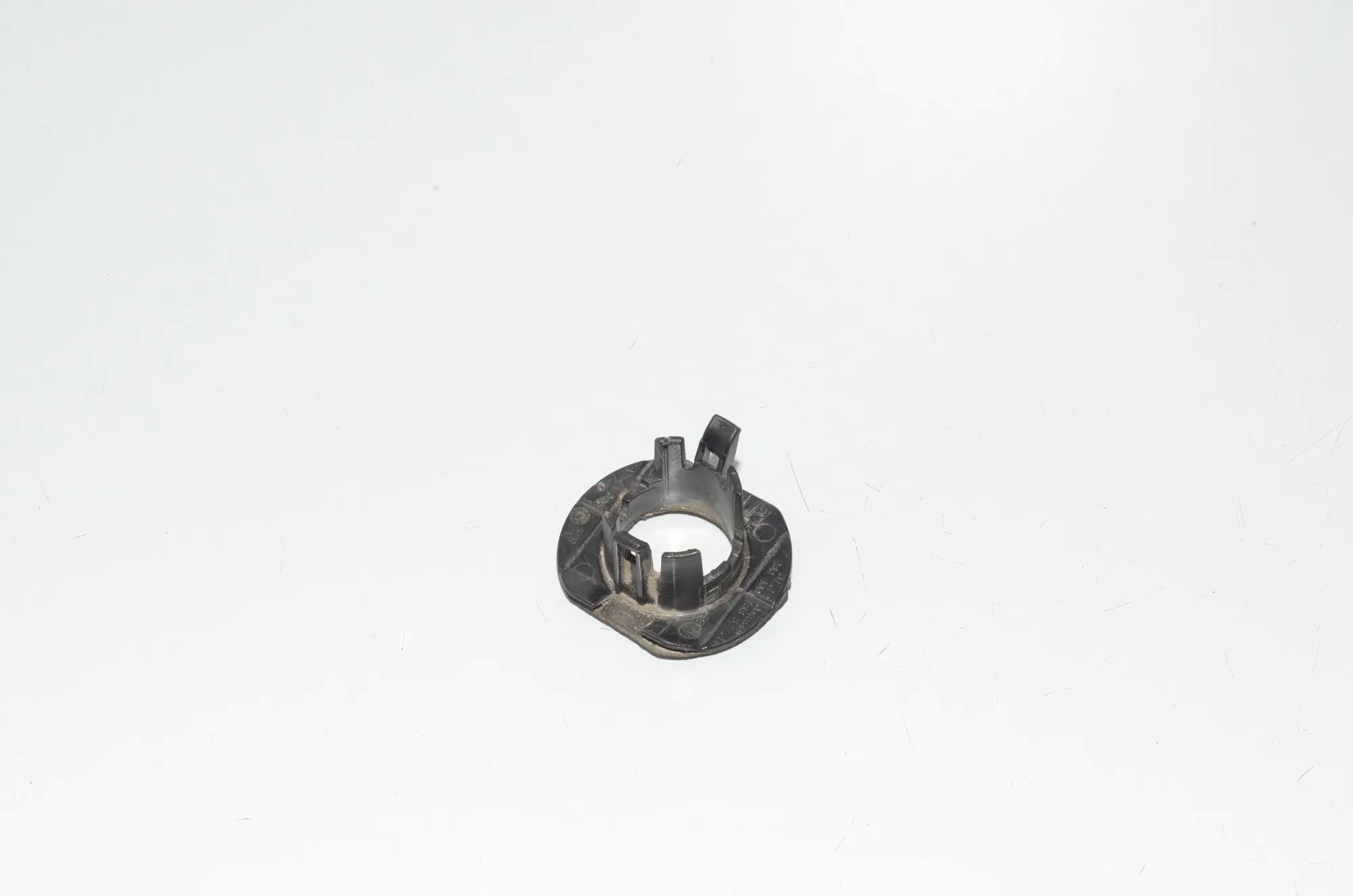 Parking Sensor Holder – OEM 7260460 · BMW 3 Touring (F31) 330 d xDrive 2013