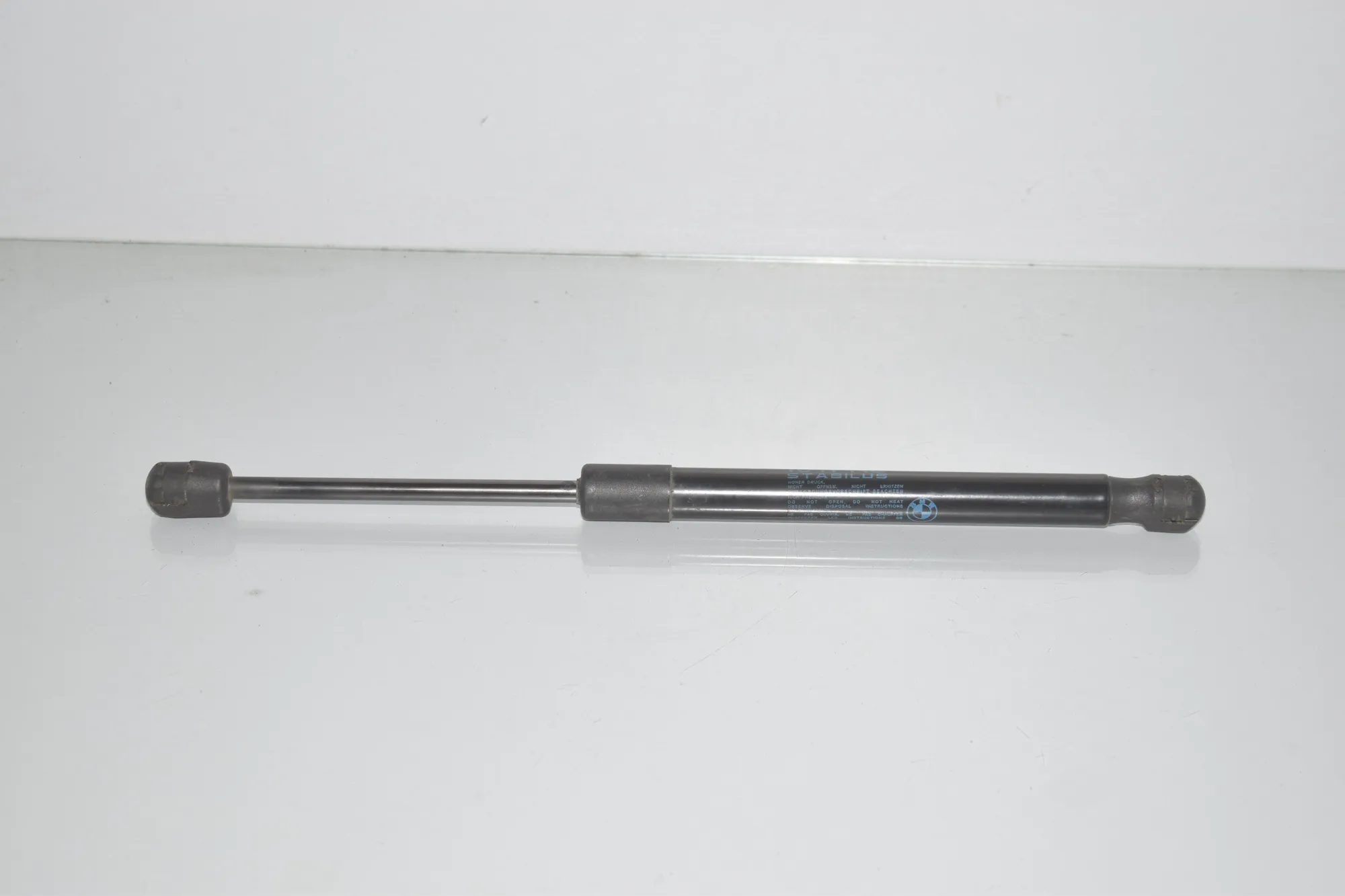 Front Right Bonnet Strut – OEM 7299161 · BMW i3 (I01) Hybrid 2016