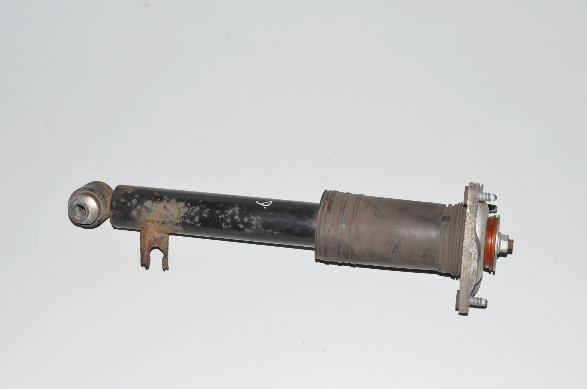 Rear Right Shock Absorber – OEM 6788512 · BMW X6 (E71, E72) xDrive 50 i 2009 – 2