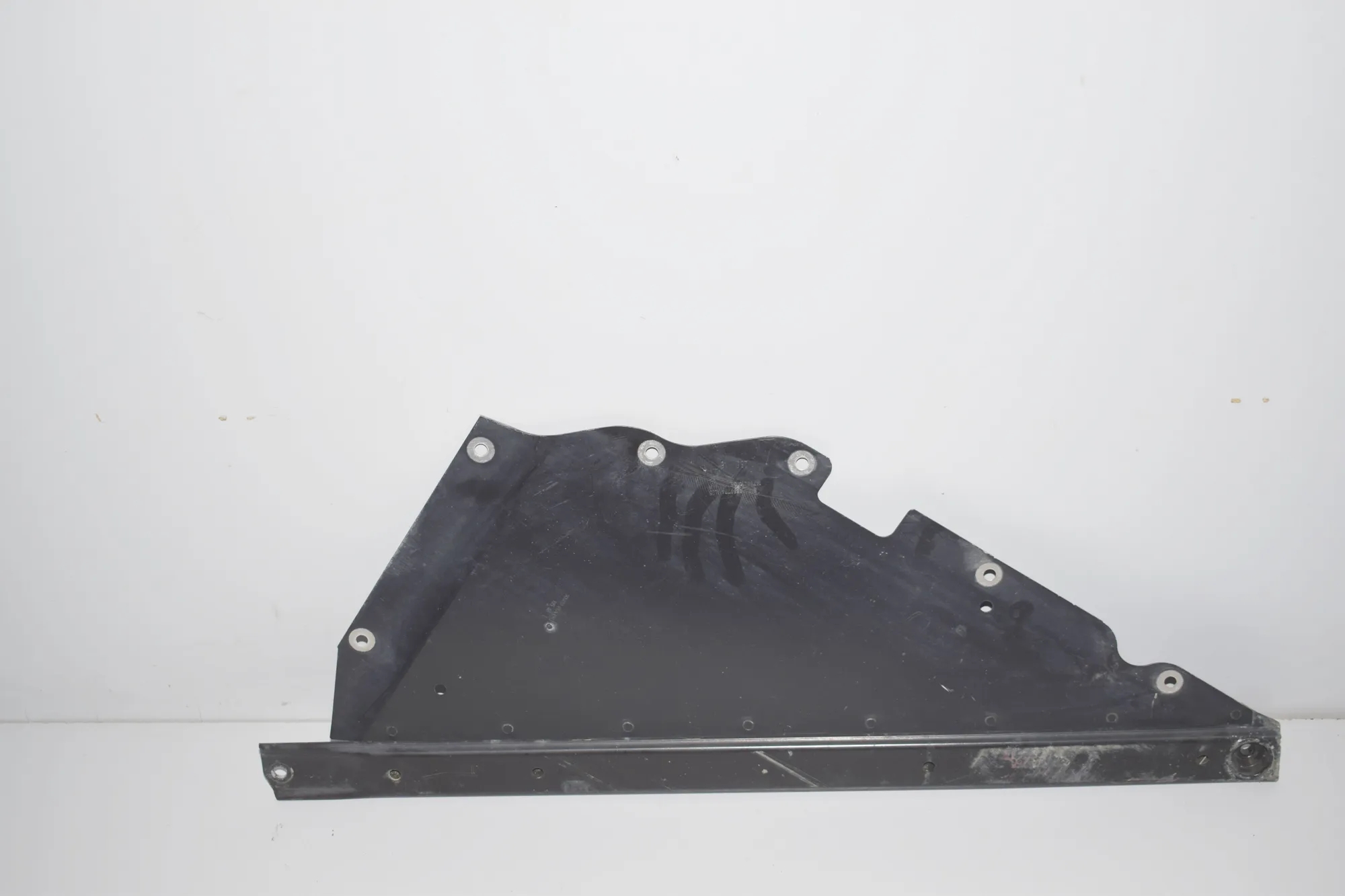 Other Underbody Cover – OEM 6859774 · BMW i3 (I01) Hybrid 2016