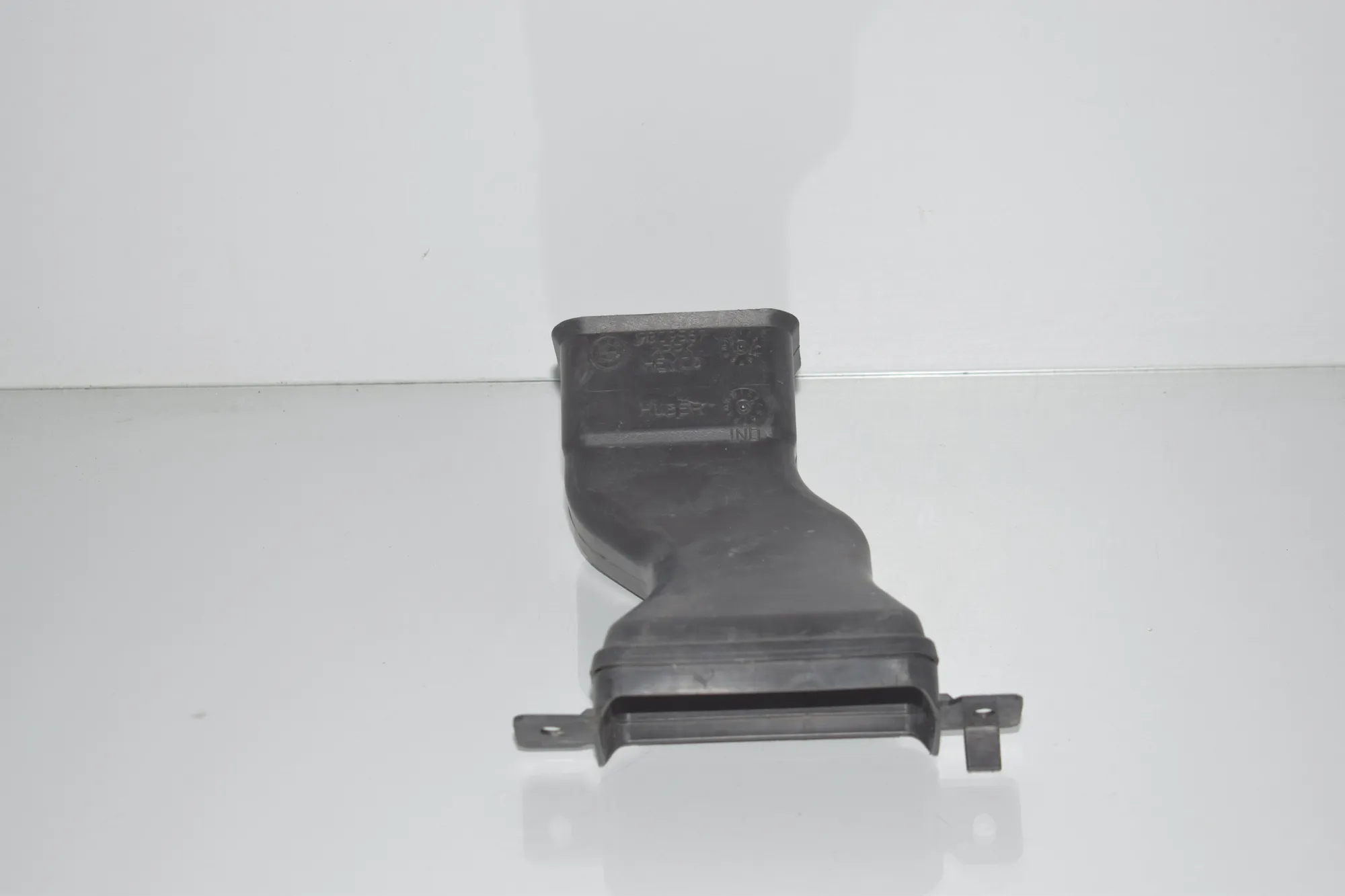 Interior Air Duct Channel – OEM 9309567 · BMW i3 (I01) Hybrid 2016