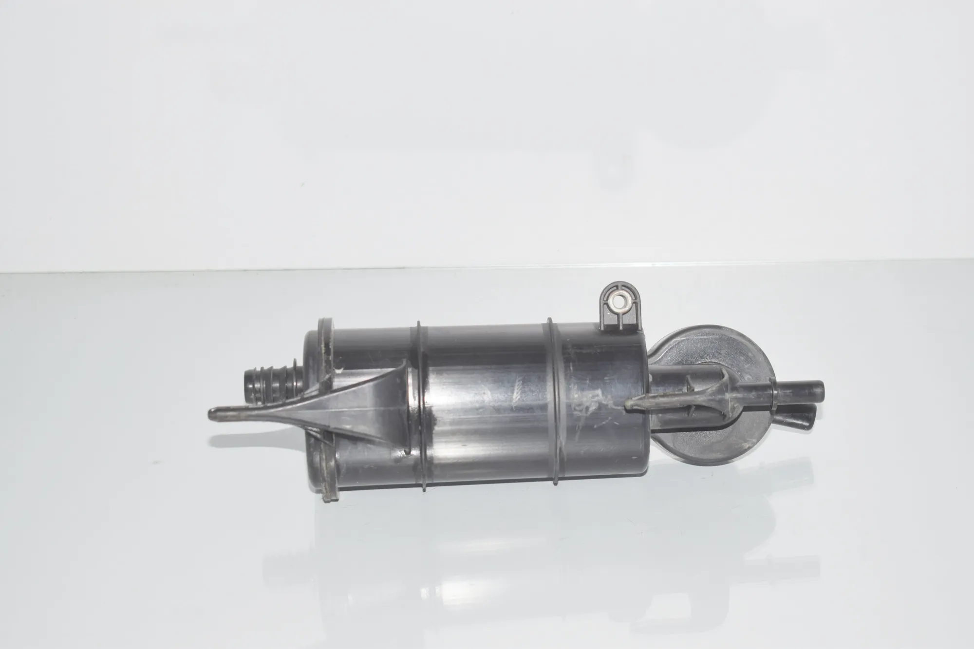 Charcoal Container Filter – OEM 7340429 · BMW i3 (I01) Hybrid 2016