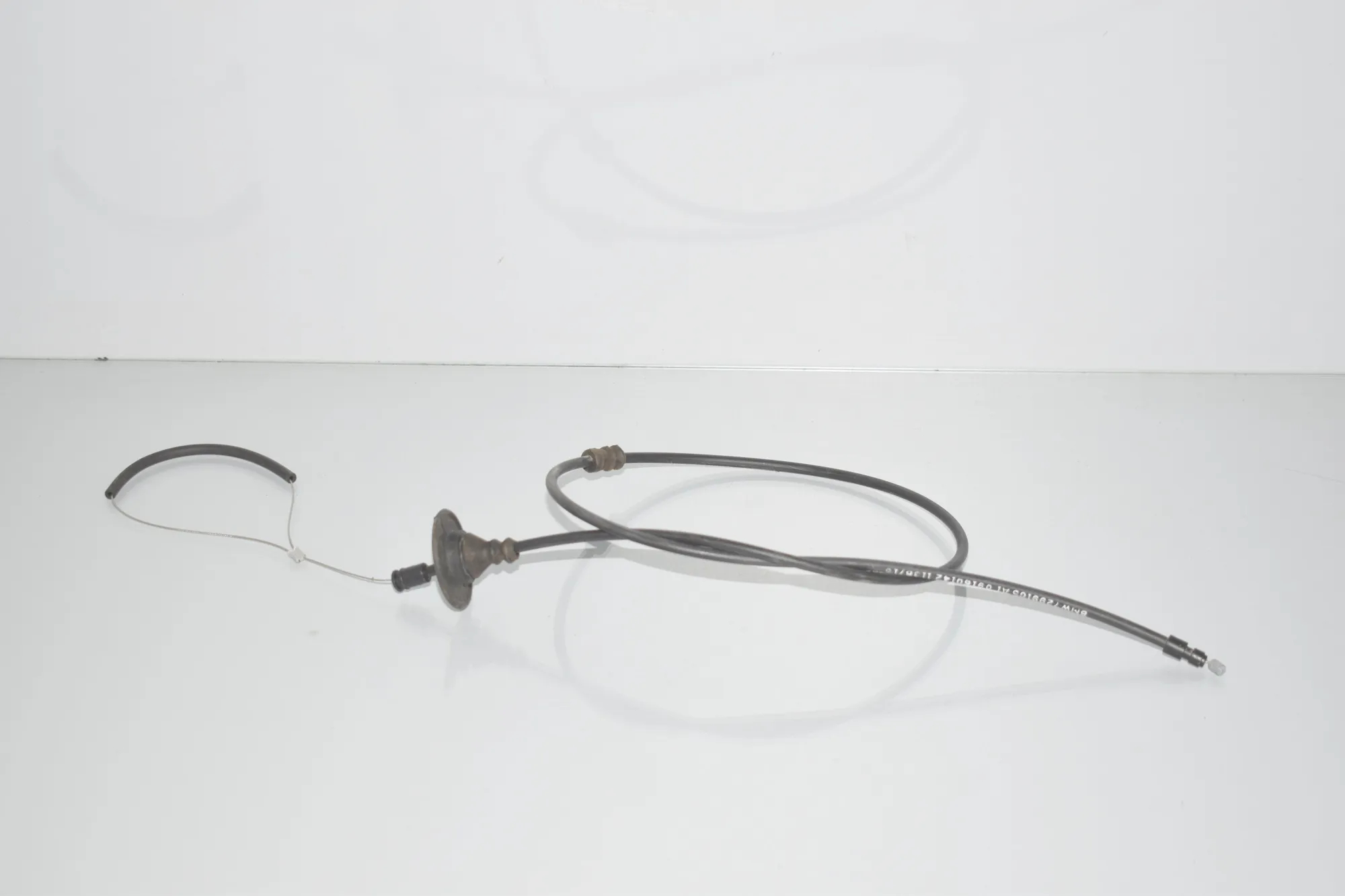 Bonnet Lock Cable – OEM 7299165 · BMW i3 (I01) Hybrid 2016 – 2