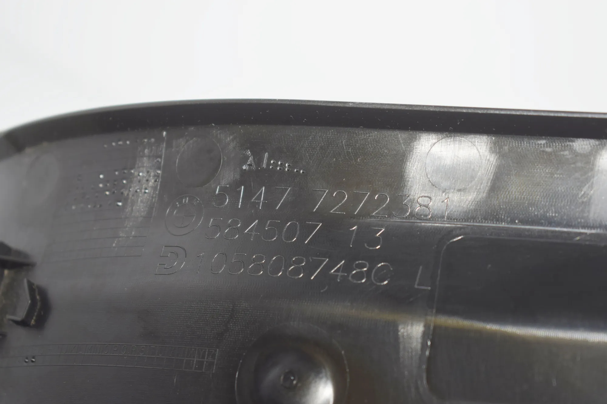 Rear Left Interior Step Trim – OEM 7272381 · BMW i3 (I01) Hybrid 2016 – 6