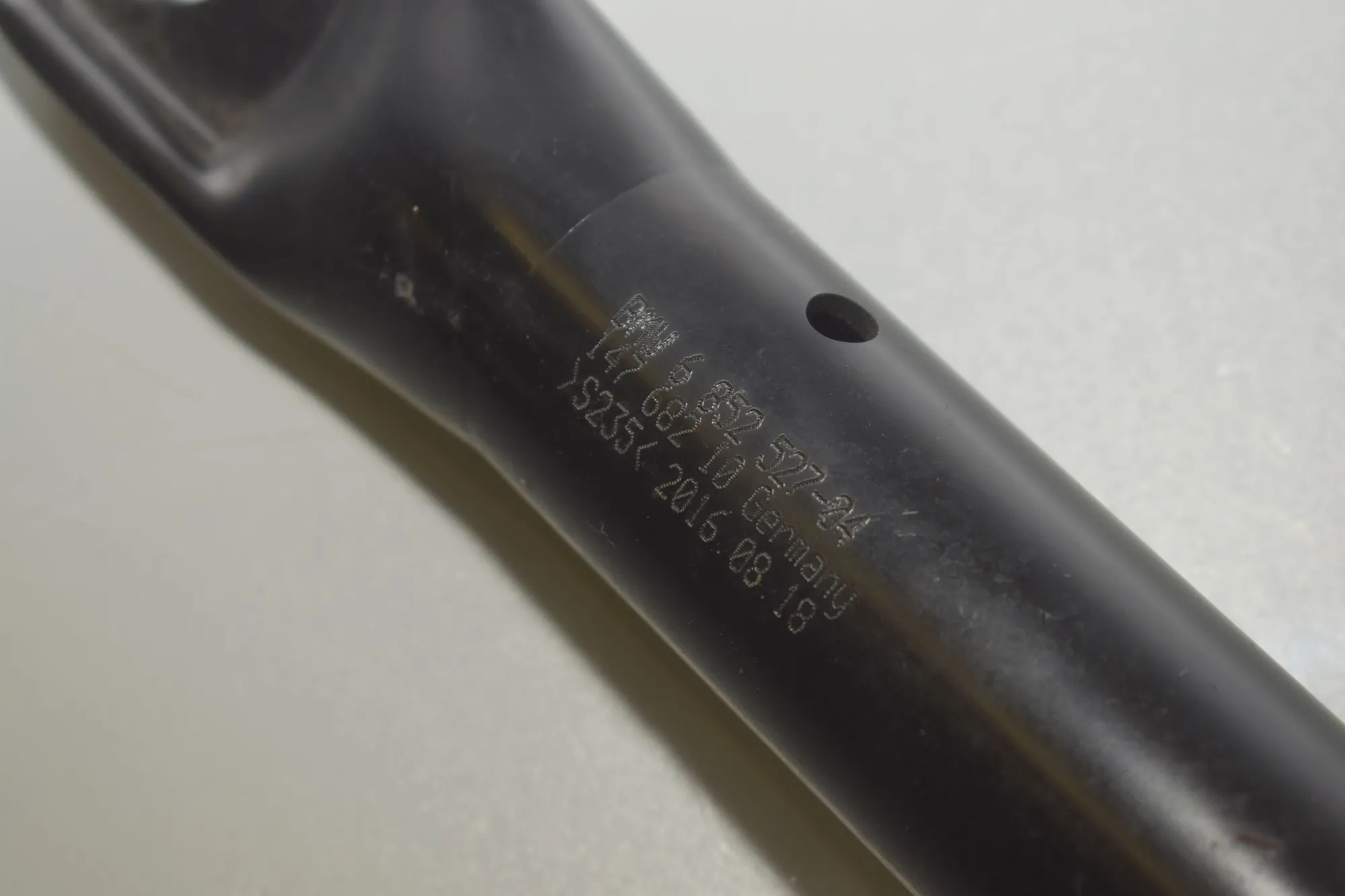 Other Body Parts – OEM 6852527 · BMW i3 (I01) Hybrid 2016 – 5