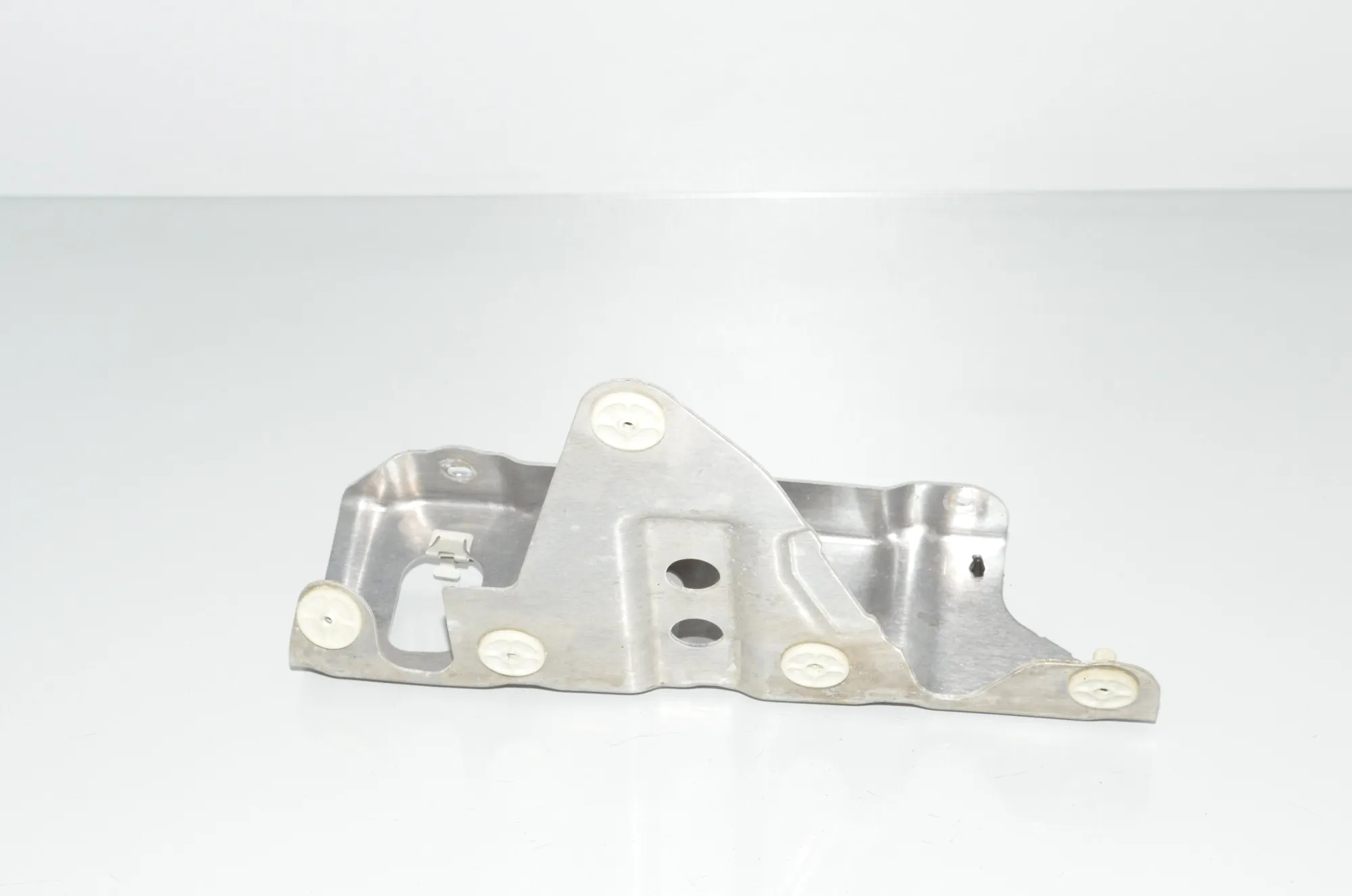 Bracket – OEM 7428400 · BMW X7 (G07) (2019 - -) xDrive 30 d 2019 – 3
