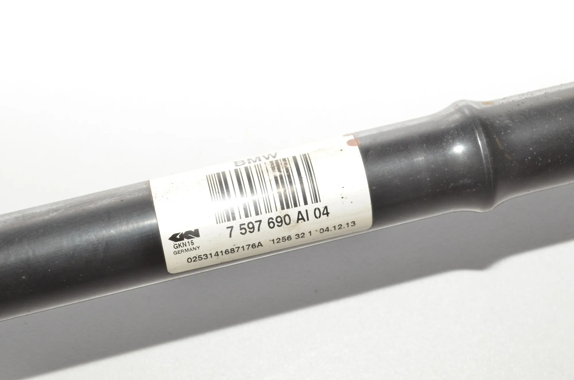Rear Right Driveshaft – OEM 7597690 · BMW 3 Touring (F31) 330 d xDrive 2013 – 4