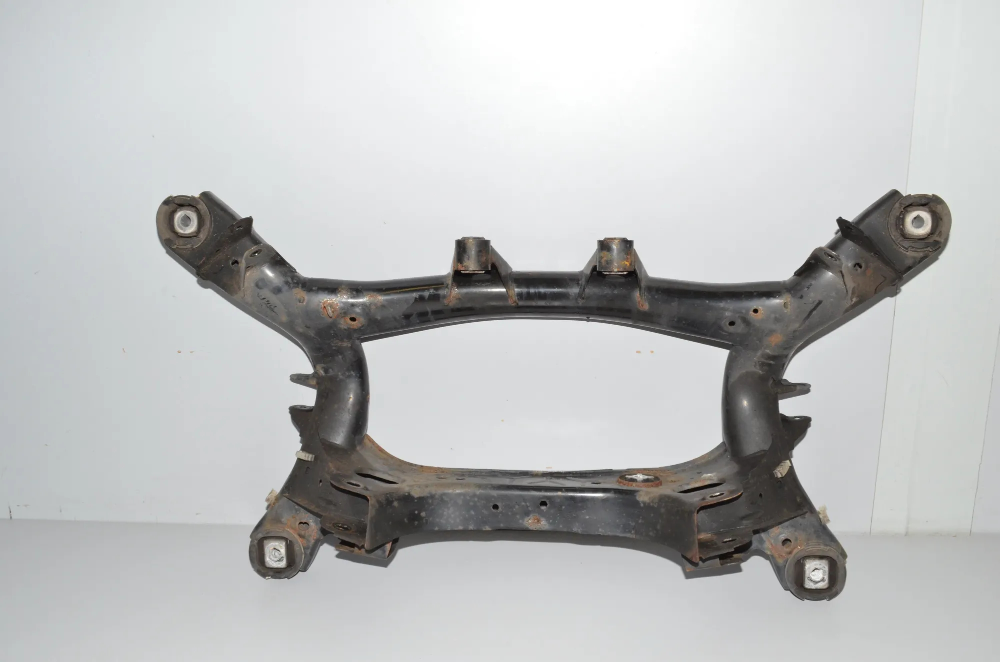 Rear Subframe – OEM 6792507 · BMW 3 Touring (F31) 330 d xDrive 2013 – 4