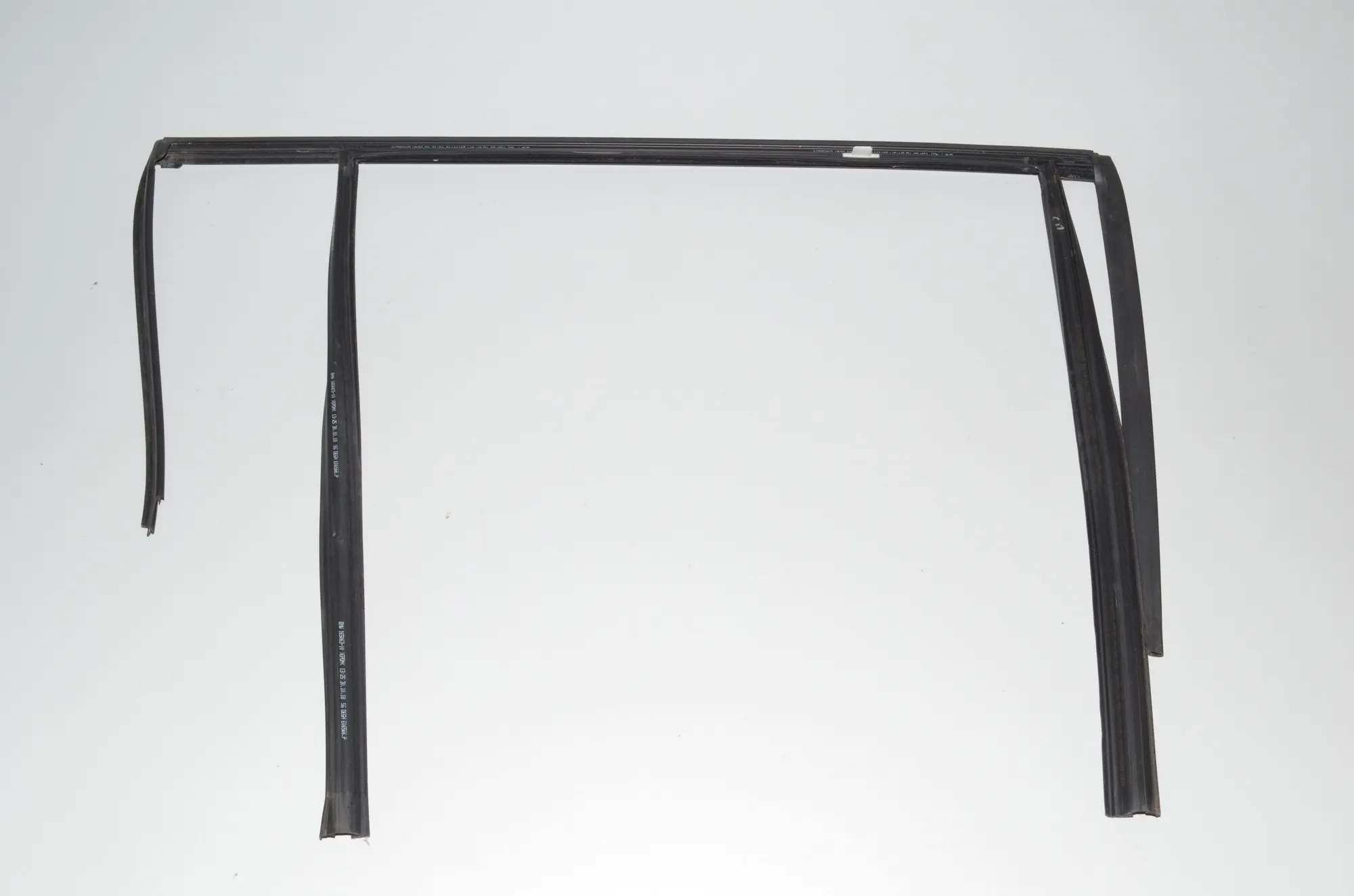Rear Left Door Seal Rubber – OEM 7431135 · BMW X7 (G07) (2019 - -) xDrive 30 d 2019 – 5