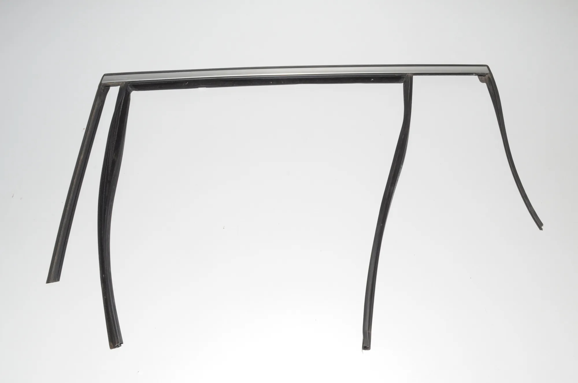 Rear Left Door Seal Rubber – OEM 7431135 · BMW X7 (G07) (2019 - -) xDrive 30 d 2019