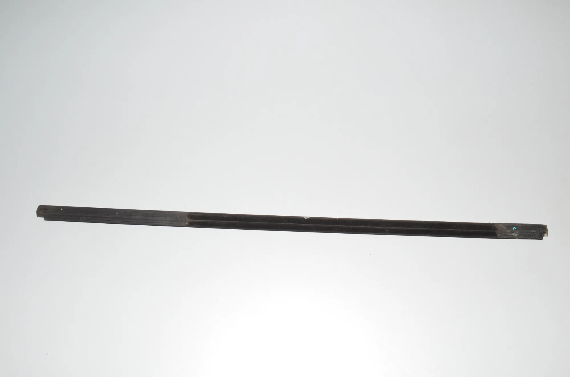 Rear Left Door Window Strip – OEM 7444103 · BMW X7 (G07) (2019 - -) xDrive 30 d 2019 – 3