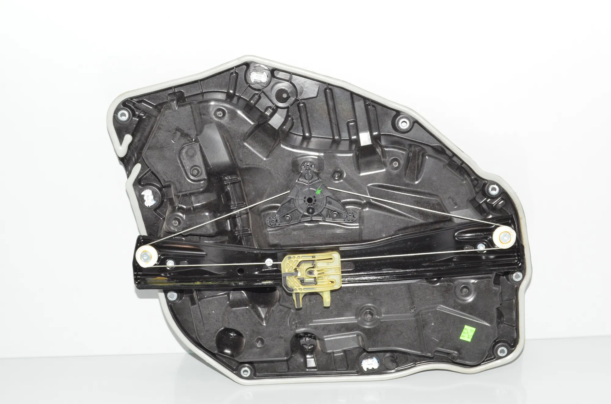 Rear Left Door Window Regulator – OEM 9479295 · BMW X7 (G07) (2019 - -) xDrive 30 d 2019