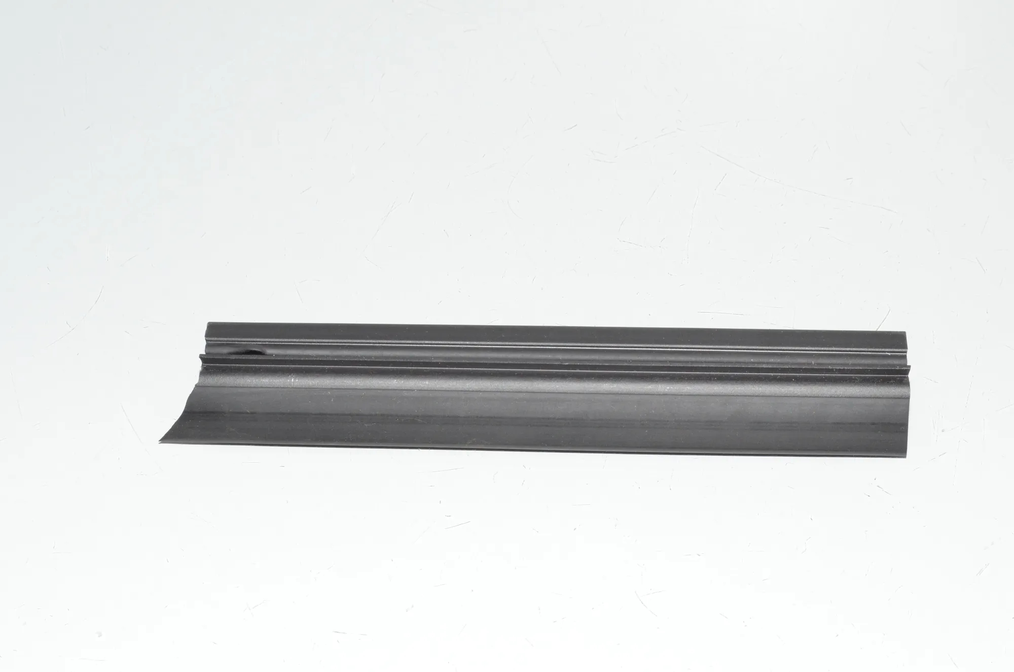 Rear Left Door Window Strip – OEM 7482167 · BMW X7 (G07) (2019 - -) xDrive 30 d 2019
