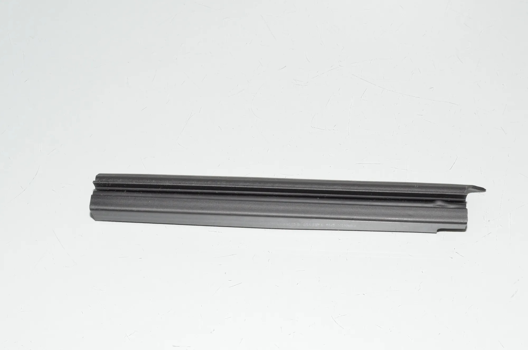 Rear Left Door Window Strip – OEM 7482167 · BMW X7 (G07) (2019 - -) xDrive 30 d 2019 – 4