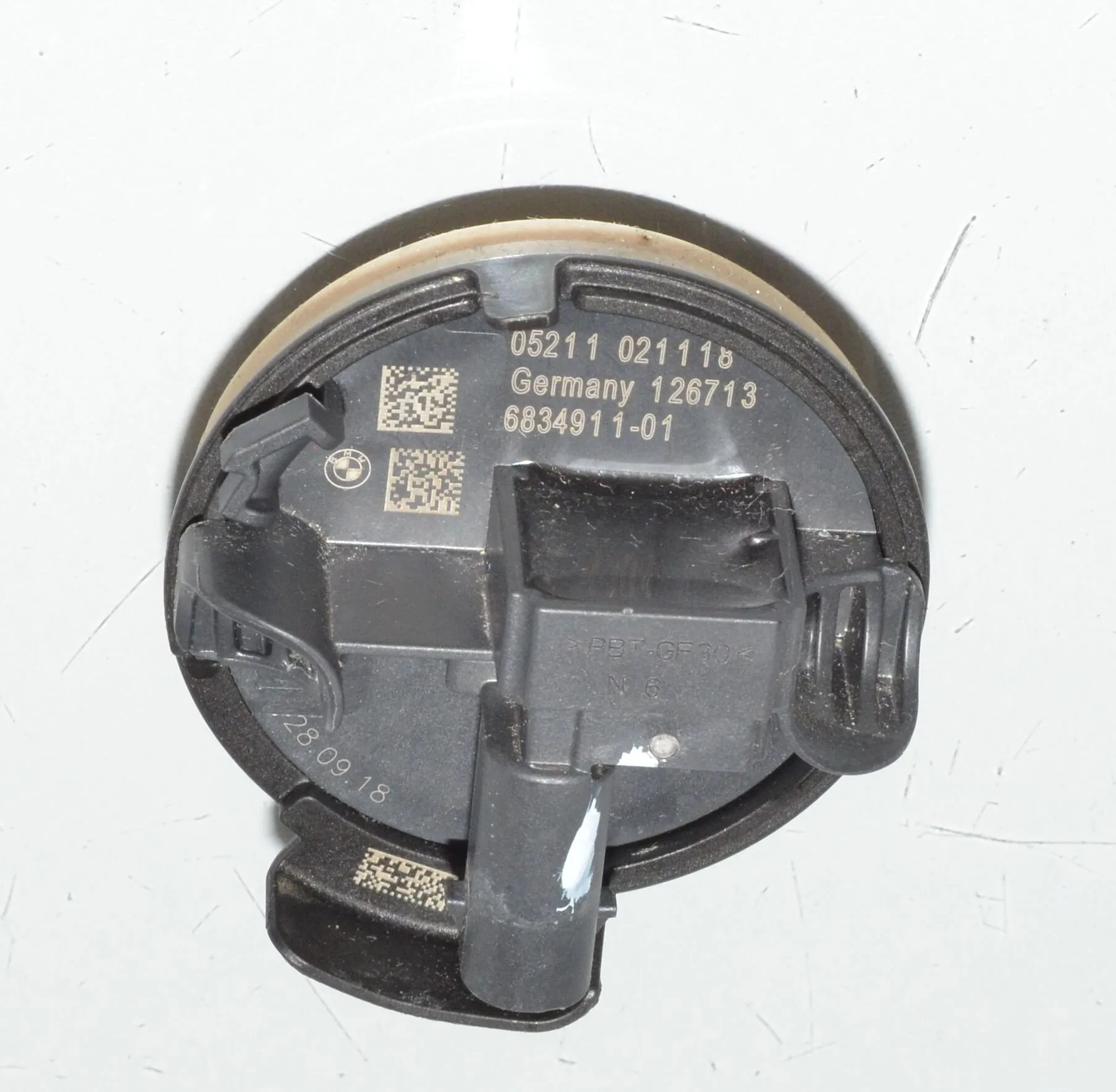 Front Right Impact Sensor – OEM 6834911 · BMW X7 (G07) (2019 - -) xDrive 30 d 2019 – 5