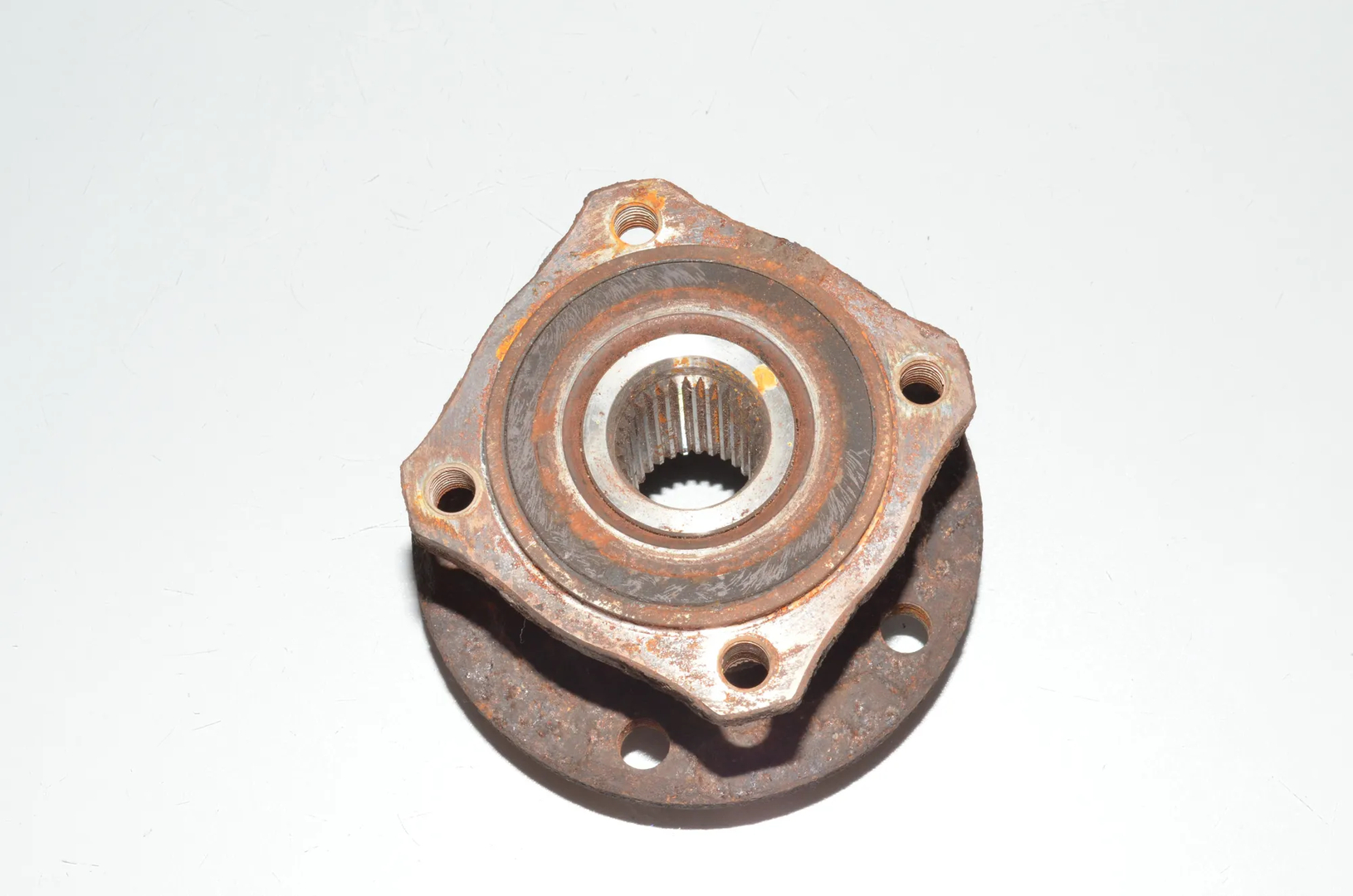 Rear Left Wheel Bearing – OEM 6867815 · BMW X3 (F25) xDrive 30 d 2011 – 4