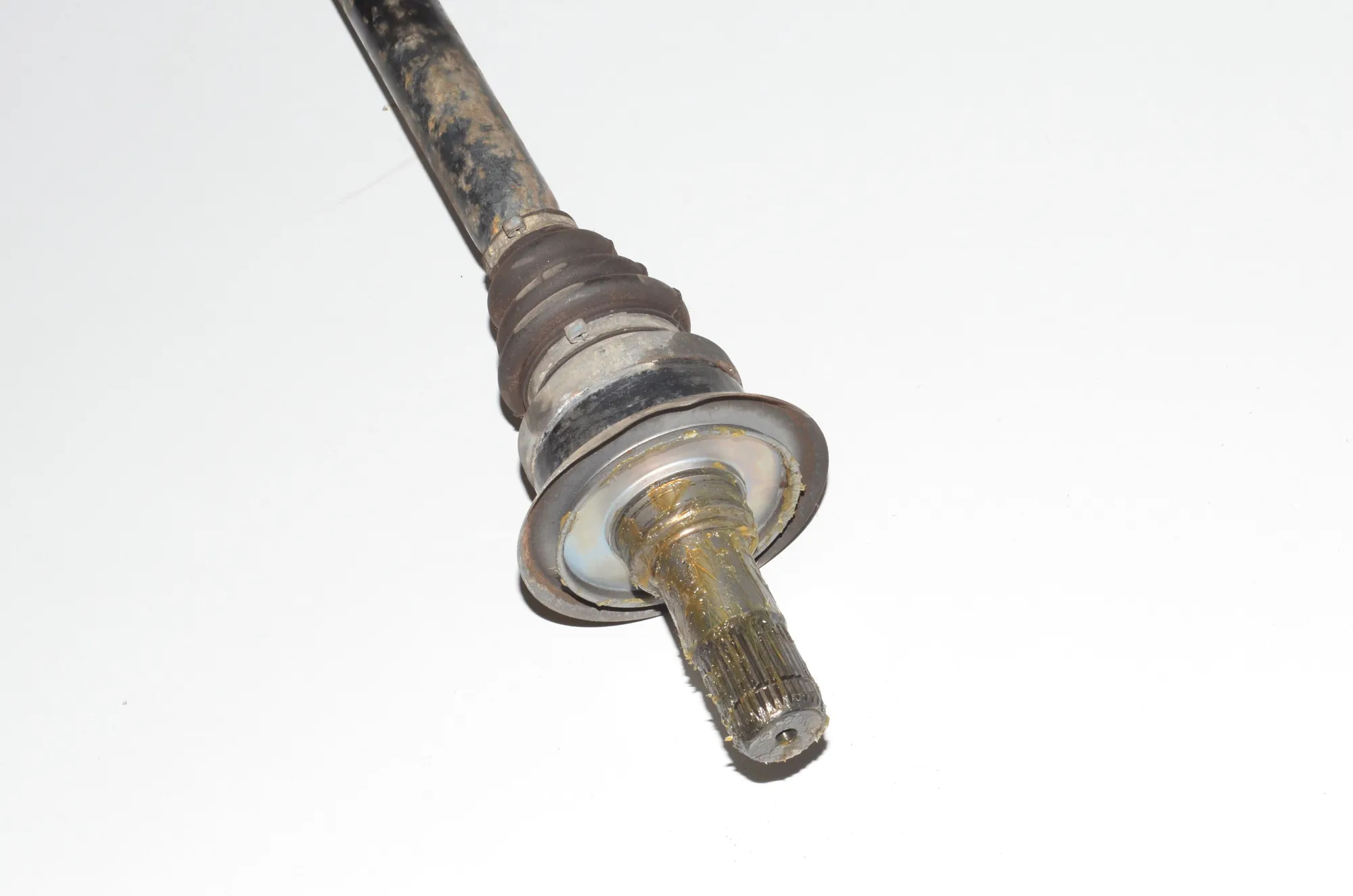 Rear Left Driveshaft – OEM 7598035 · BMW X3 (F25) xDrive 30 d 2011 – 2