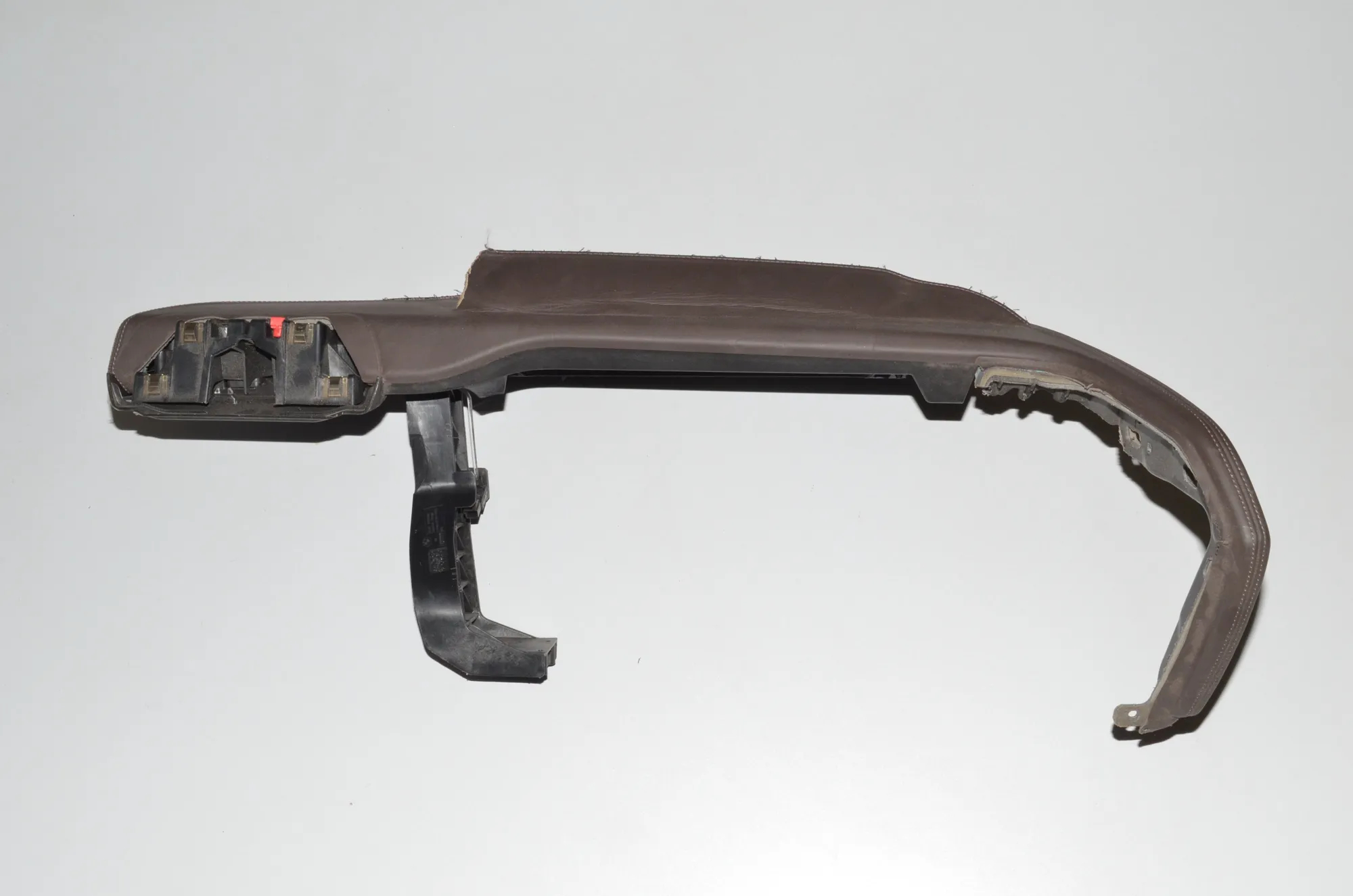 Dashboard Trim – OEM 9282768 · BMW i3 (I01) Electric 2021 – 2