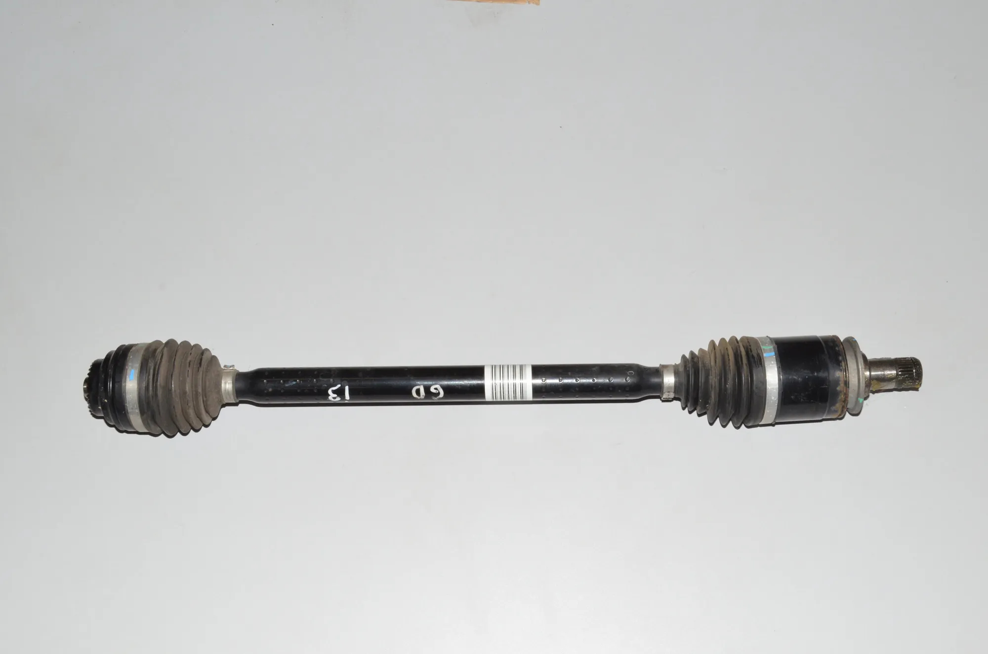Rear Right Driveshaft – OEM 7641212 · BMW i3 (I01) Hybrid 2016 – 2
