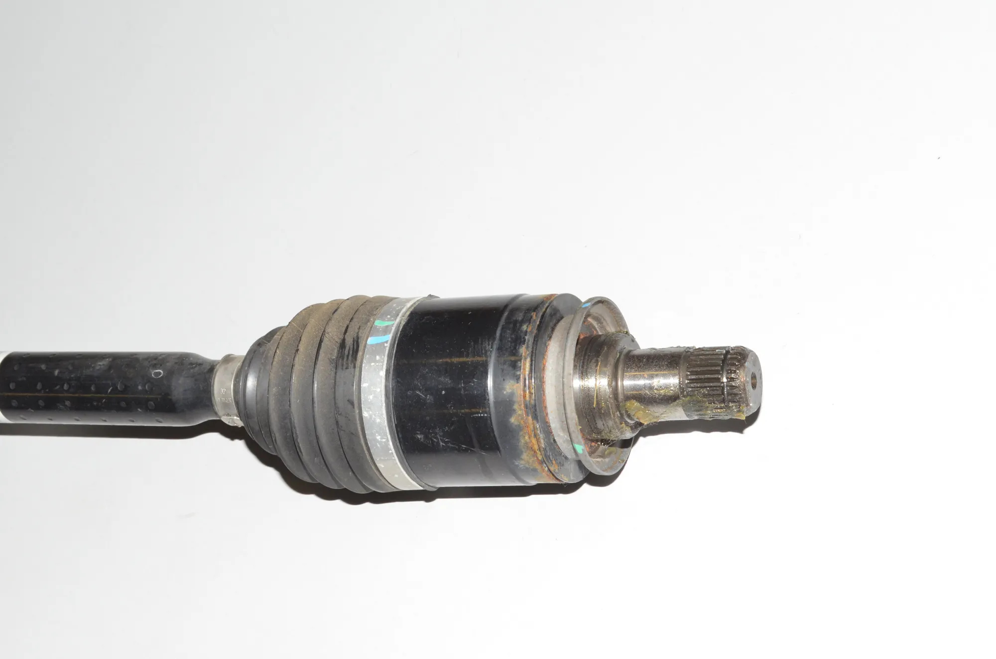 Rear Right Driveshaft – OEM 7641212 · BMW i3 (I01) Hybrid 2016 – 3