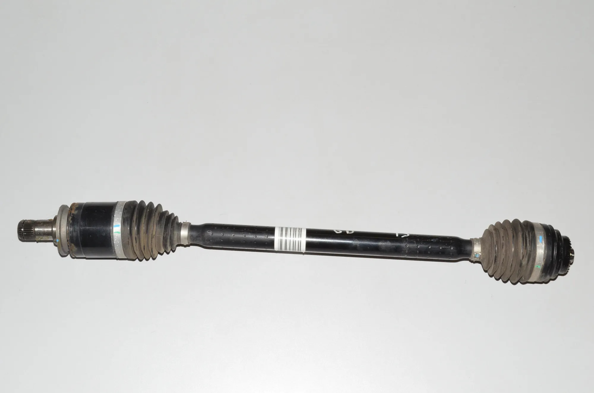 Rear Right Driveshaft – OEM 7641212 · BMW i3 (I01) Hybrid 2016