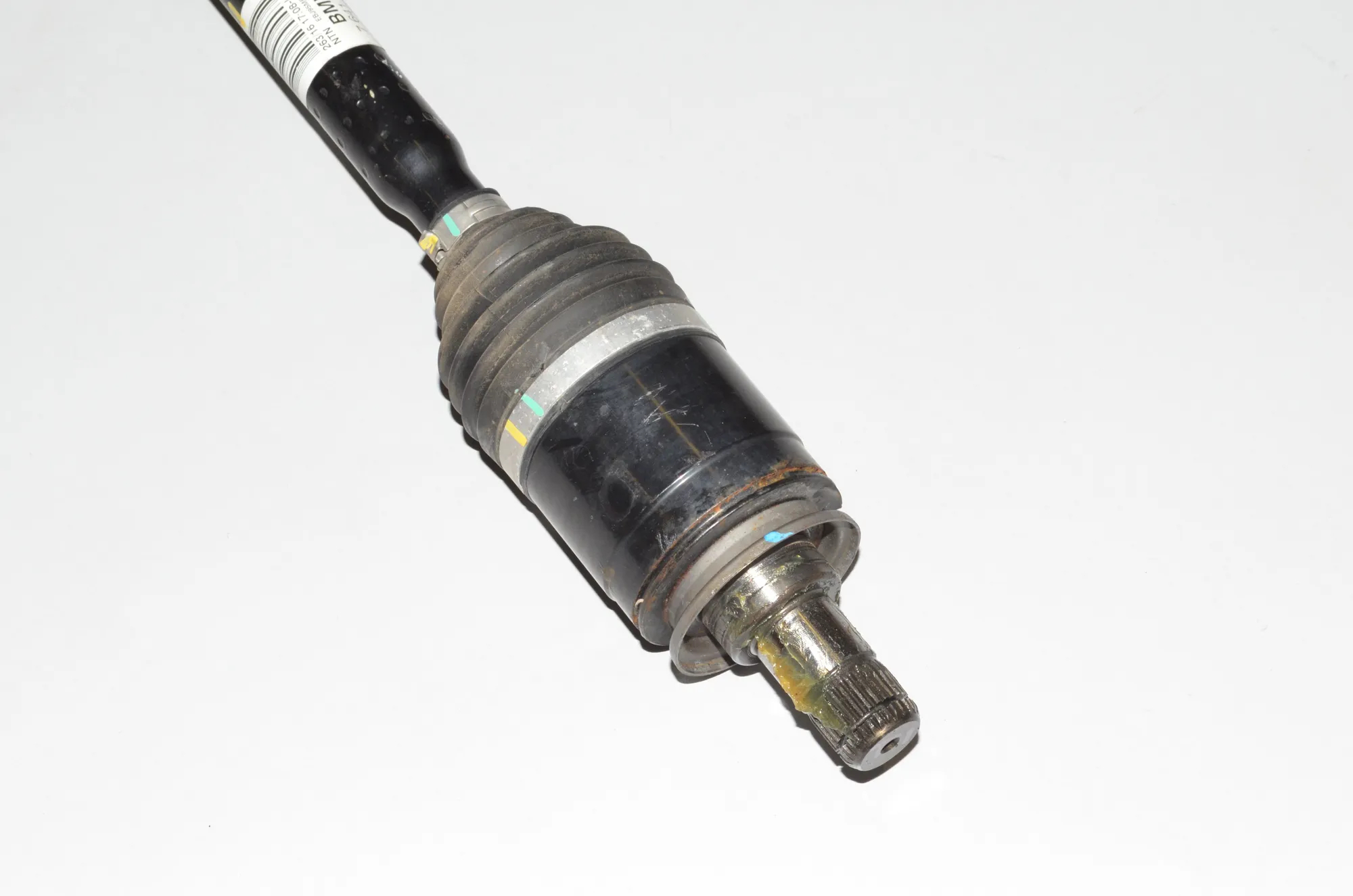 Rear Left Driveshaft – OEM 7641213 · BMW i3 (I01) Hybrid 2016 – 2