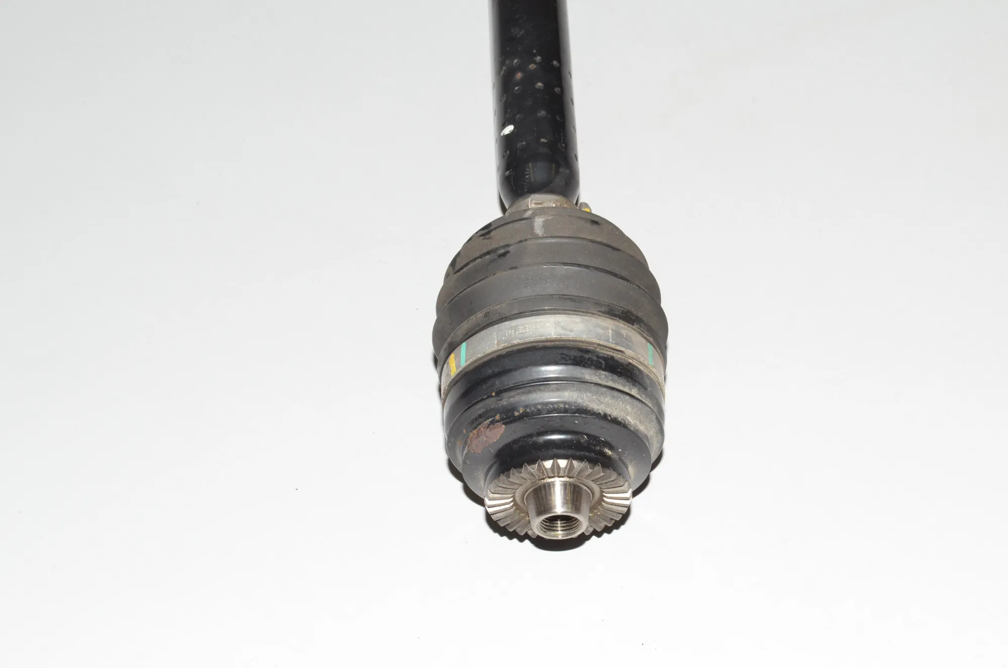 Rear Left Driveshaft – OEM 7641213 · BMW i3 (I01) Hybrid 2016 – 3