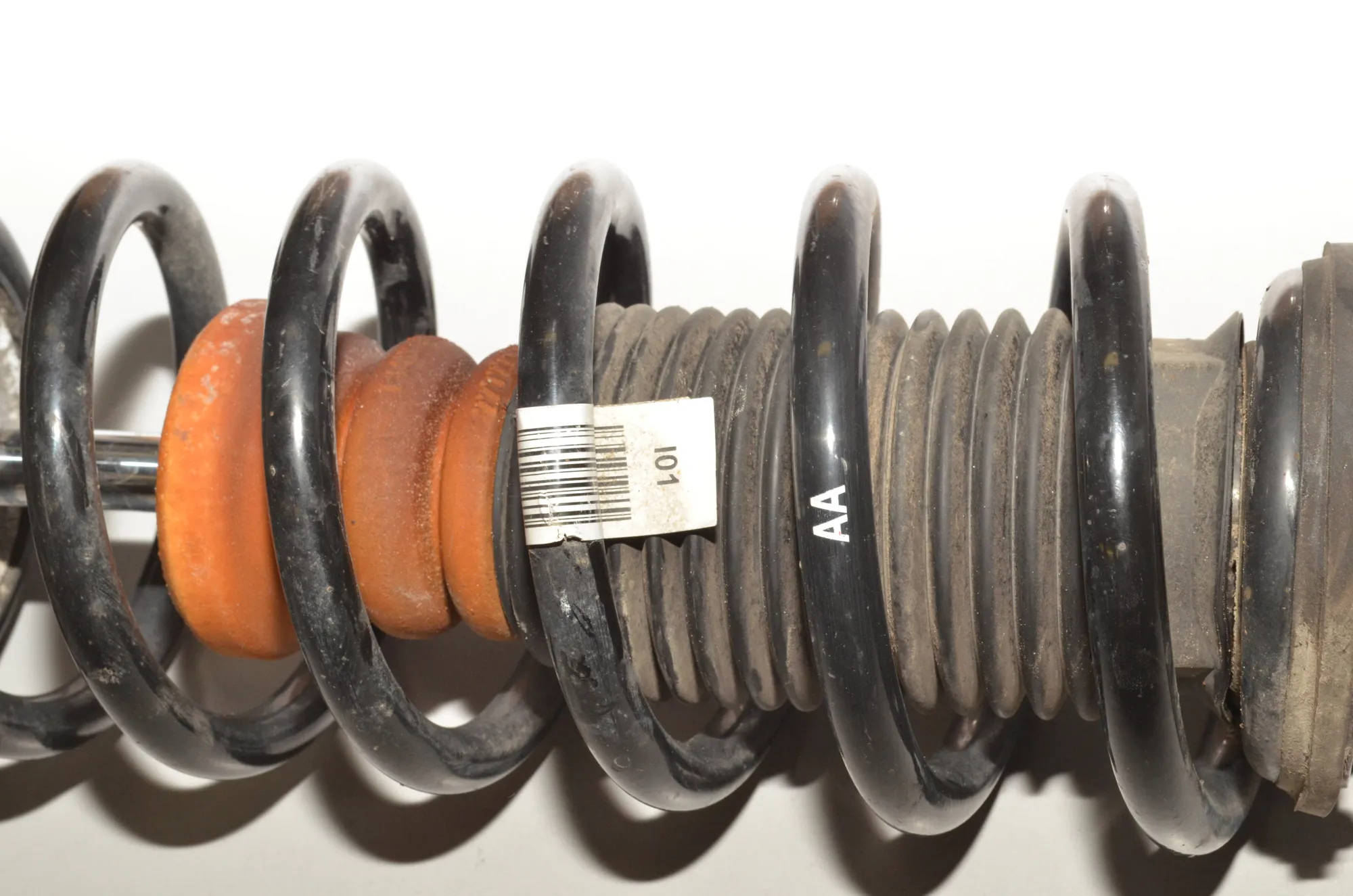 Rear Right Shock Absorber – OEM 6880102 · BMW i3 (I01) Hybrid 2016 – 4