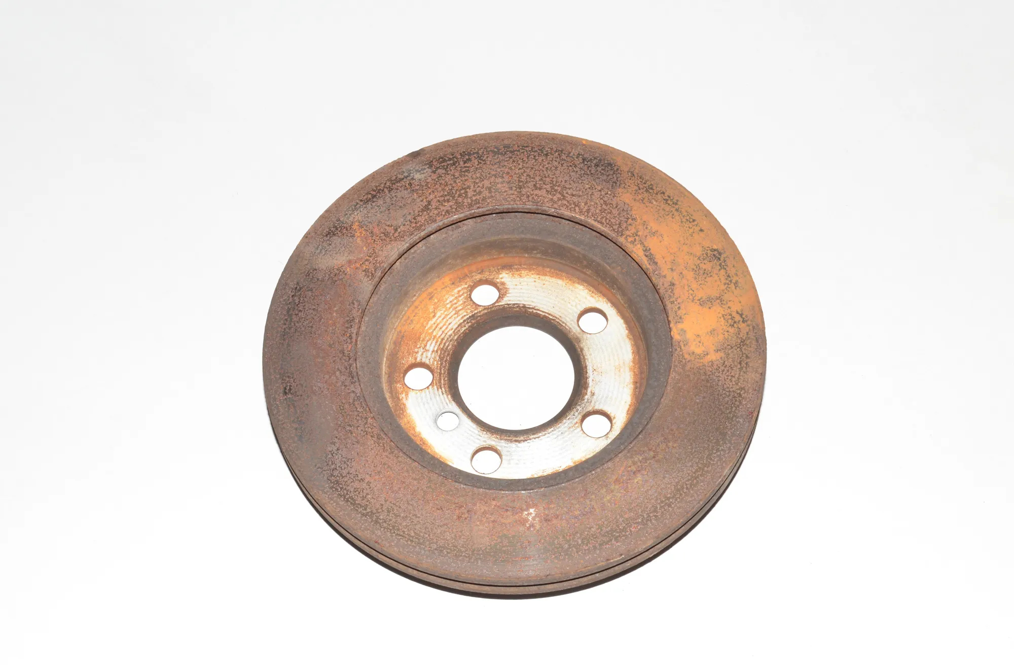 Front Left Brake Disc – OEM 6866293 · BMW i3 (I01) Hybrid 2016 – 3