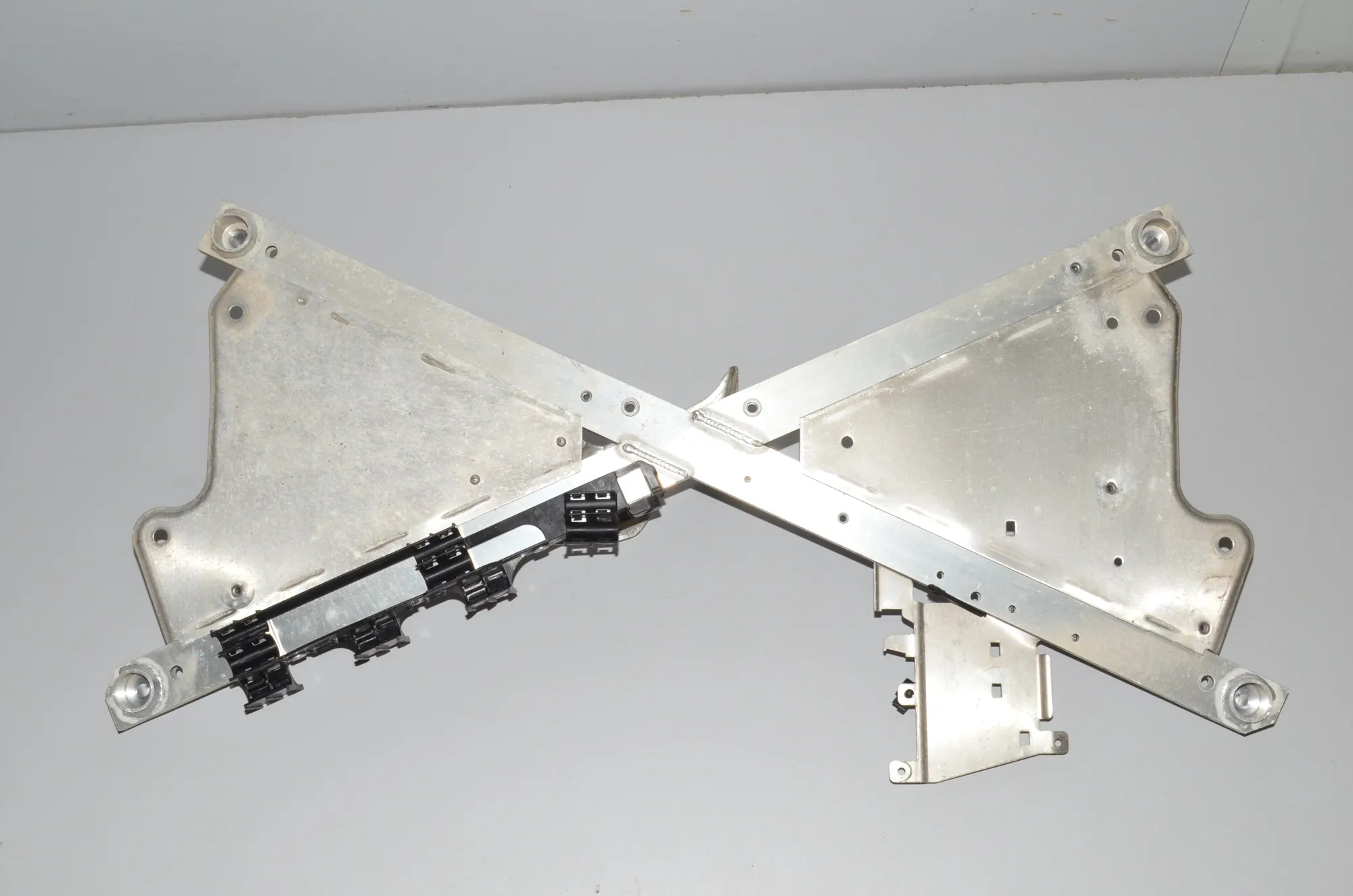 Other Underbody Cover – OEM 6879520 · BMW i3 (I01) Hybrid 2016 – 2