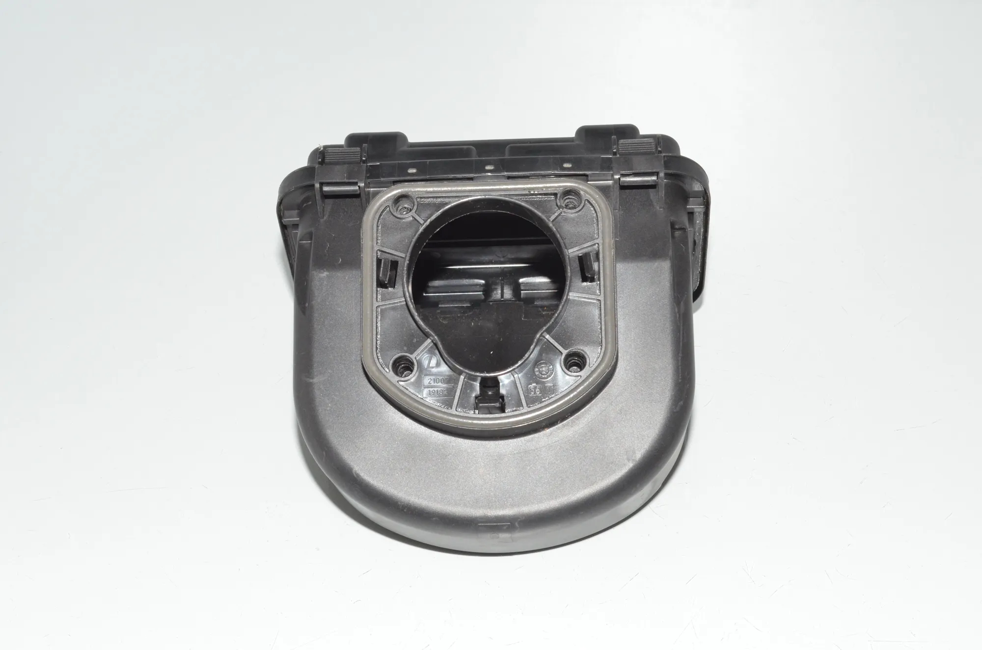 Fuse Box – OEM 9224872 · BMW 3 (F30, F80) 320 i Efficient Dynamics 2014 – 4