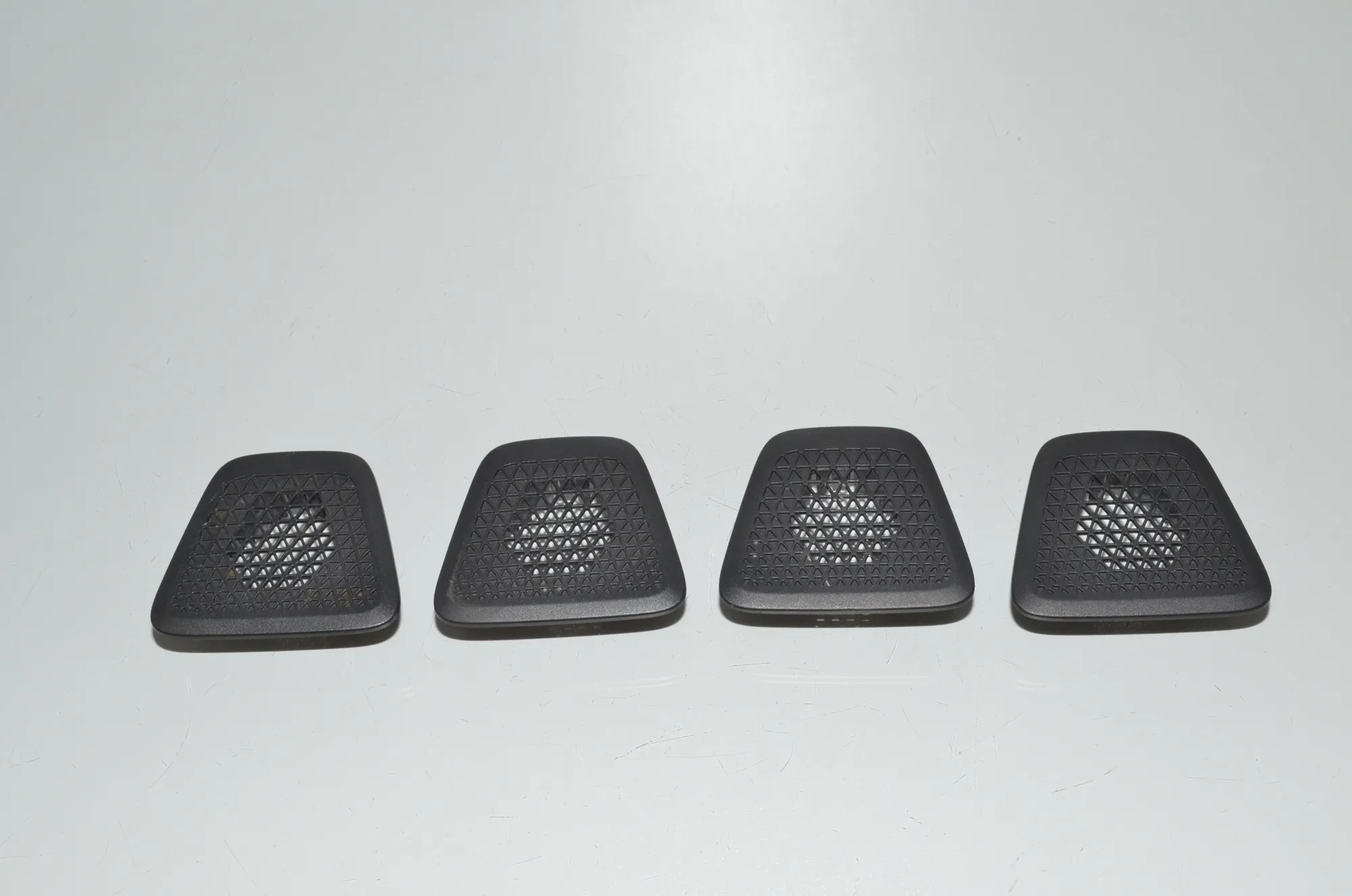 Loudspeaker Cover – OEM 5A01077 · BMW iX (I20) BMW iX (I20) xDrive50 2021 – 2