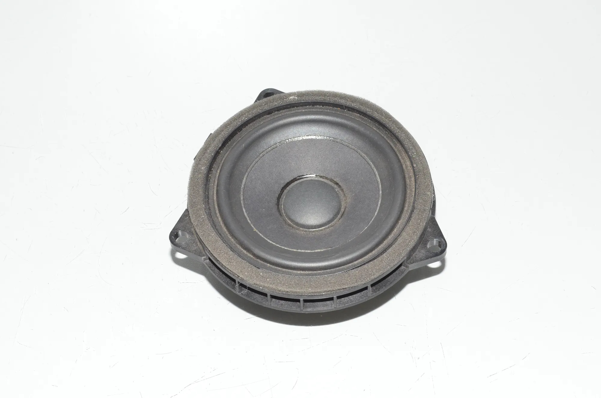 Front Left Door Speaker – OEM 9442521 · BMW iX (I20) BMW iX (I20) xDrive50 2021
