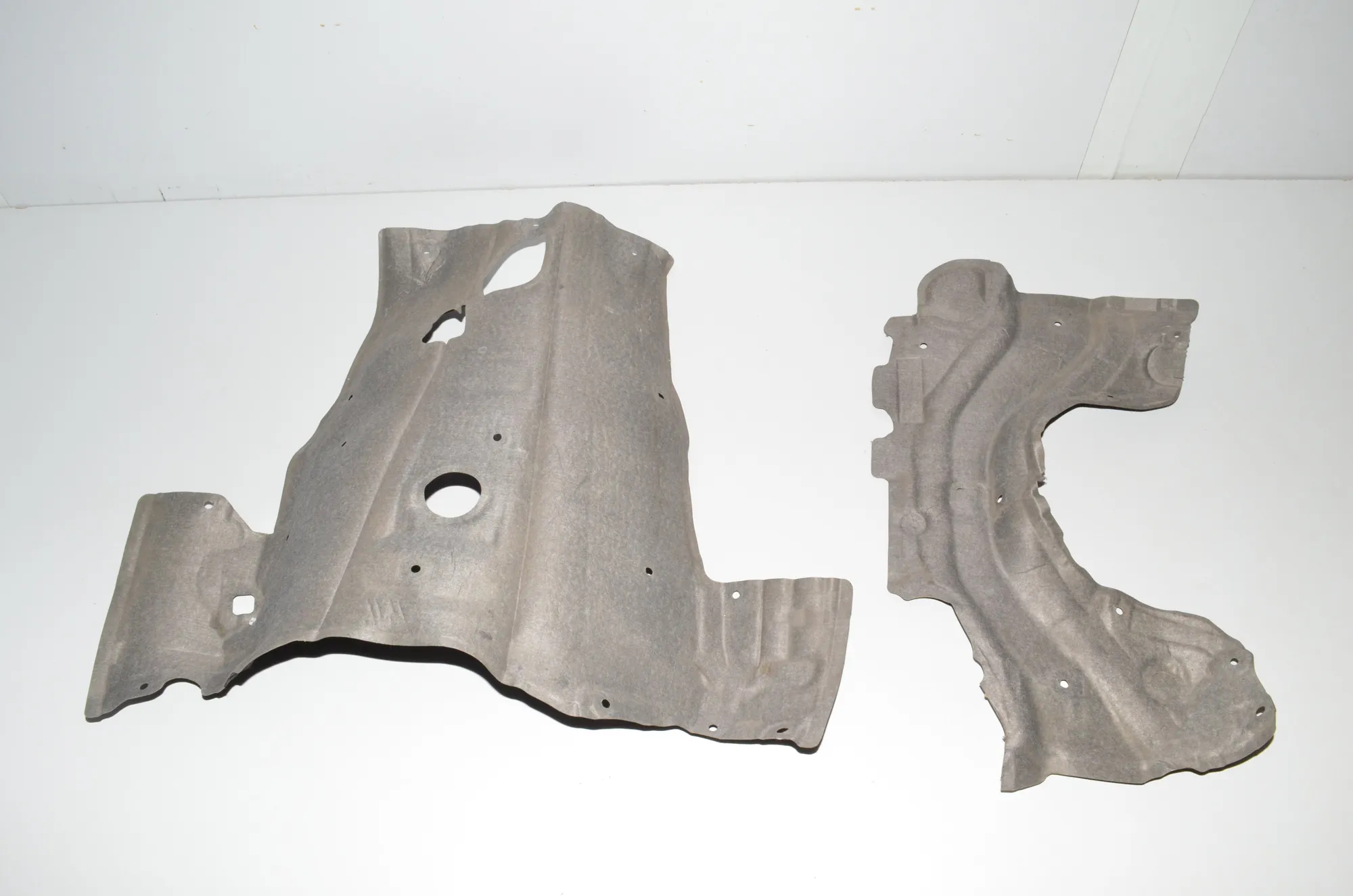 Sound Insulation – OEM 7221996 · BMW 3 (F30, F80) 320 i Efficient Dynamics 2014 – 4
