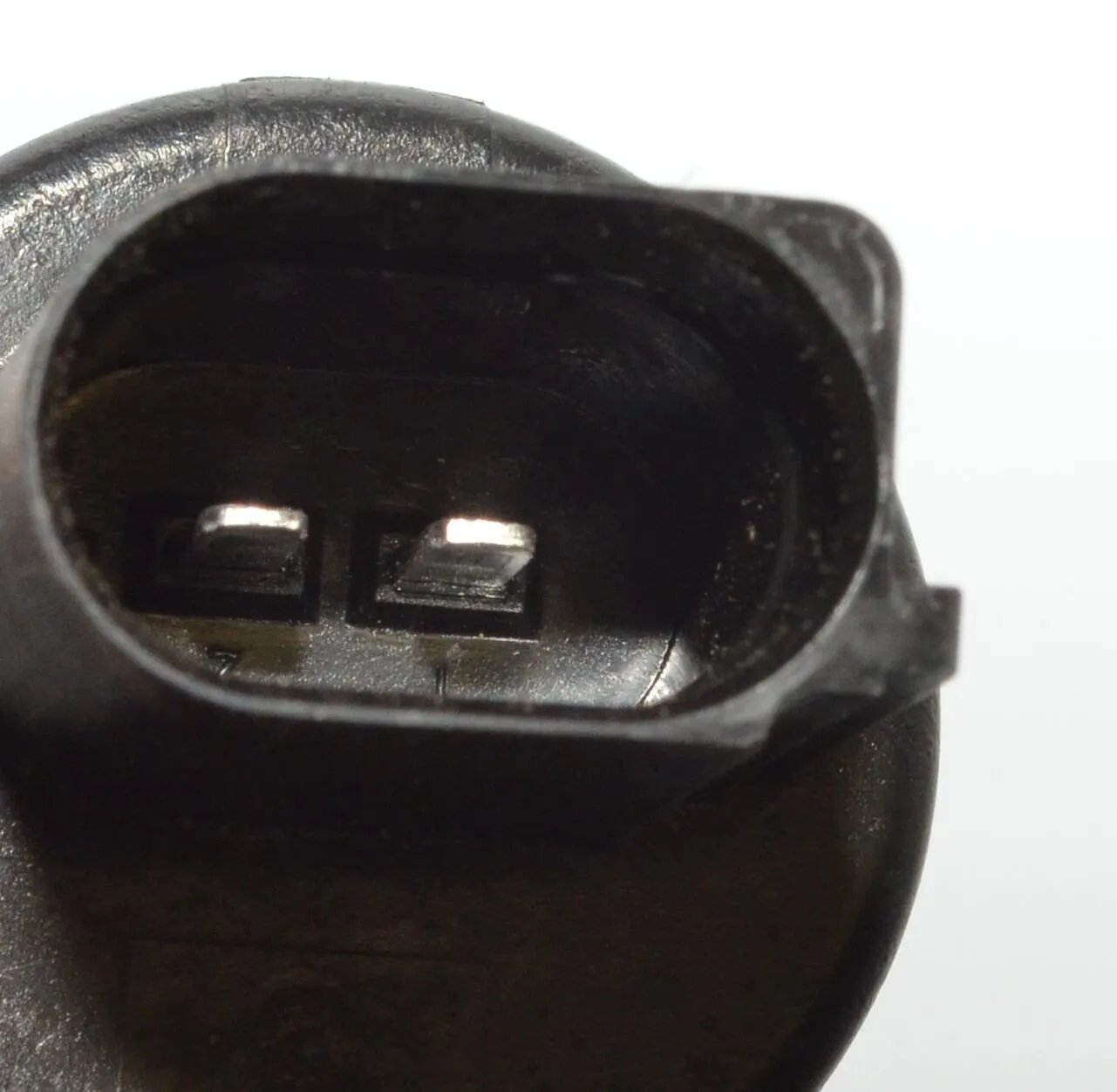 Headlight Washer Motor – OEM 7217792 · BMW 3 (F30, F80) 320 i Efficient Dynamics 2014 – 6