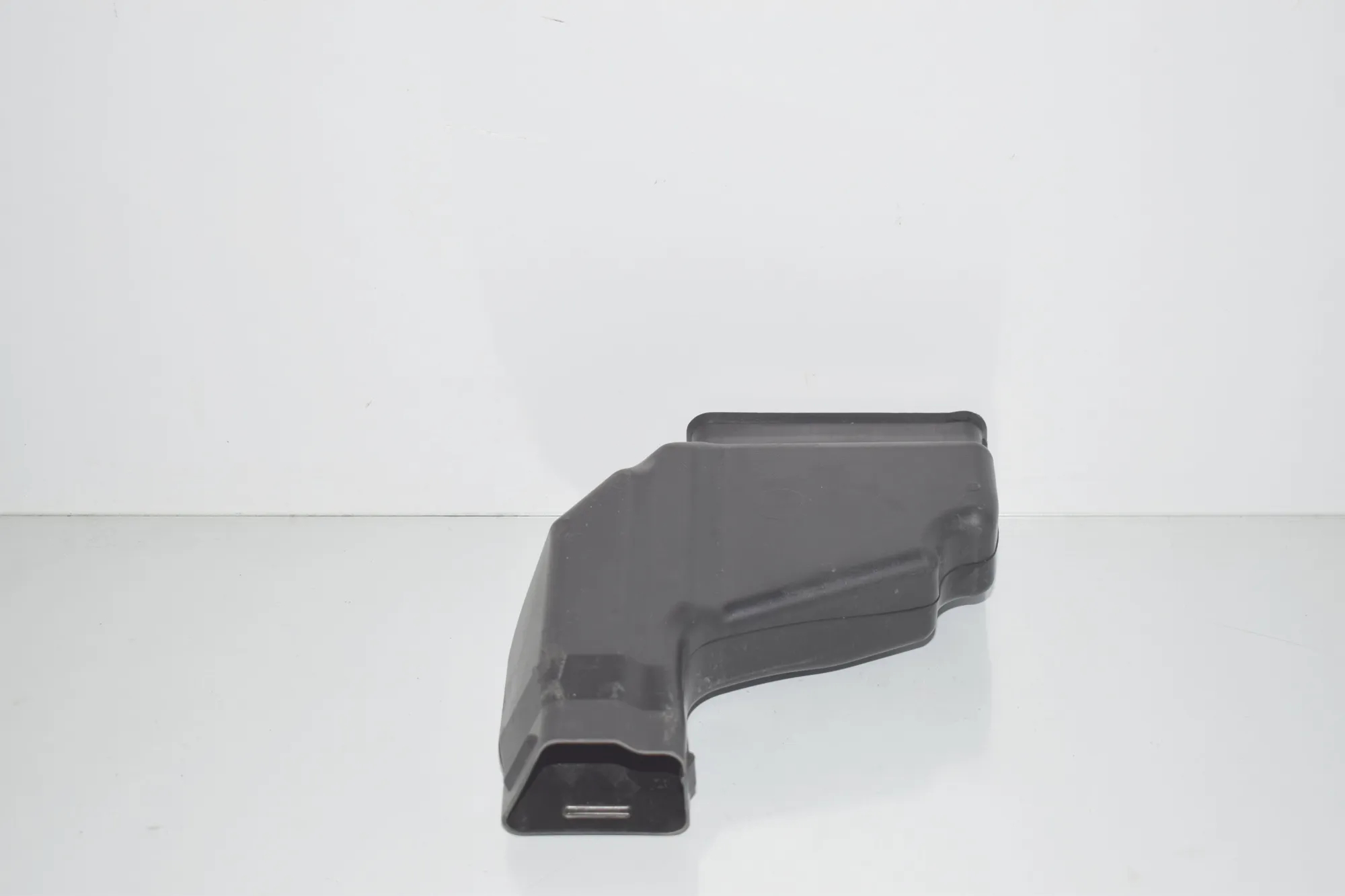 Interior Air Duct Channel – OEM 9309550 · BMW i3 (I01) Hybrid 2016 – 3