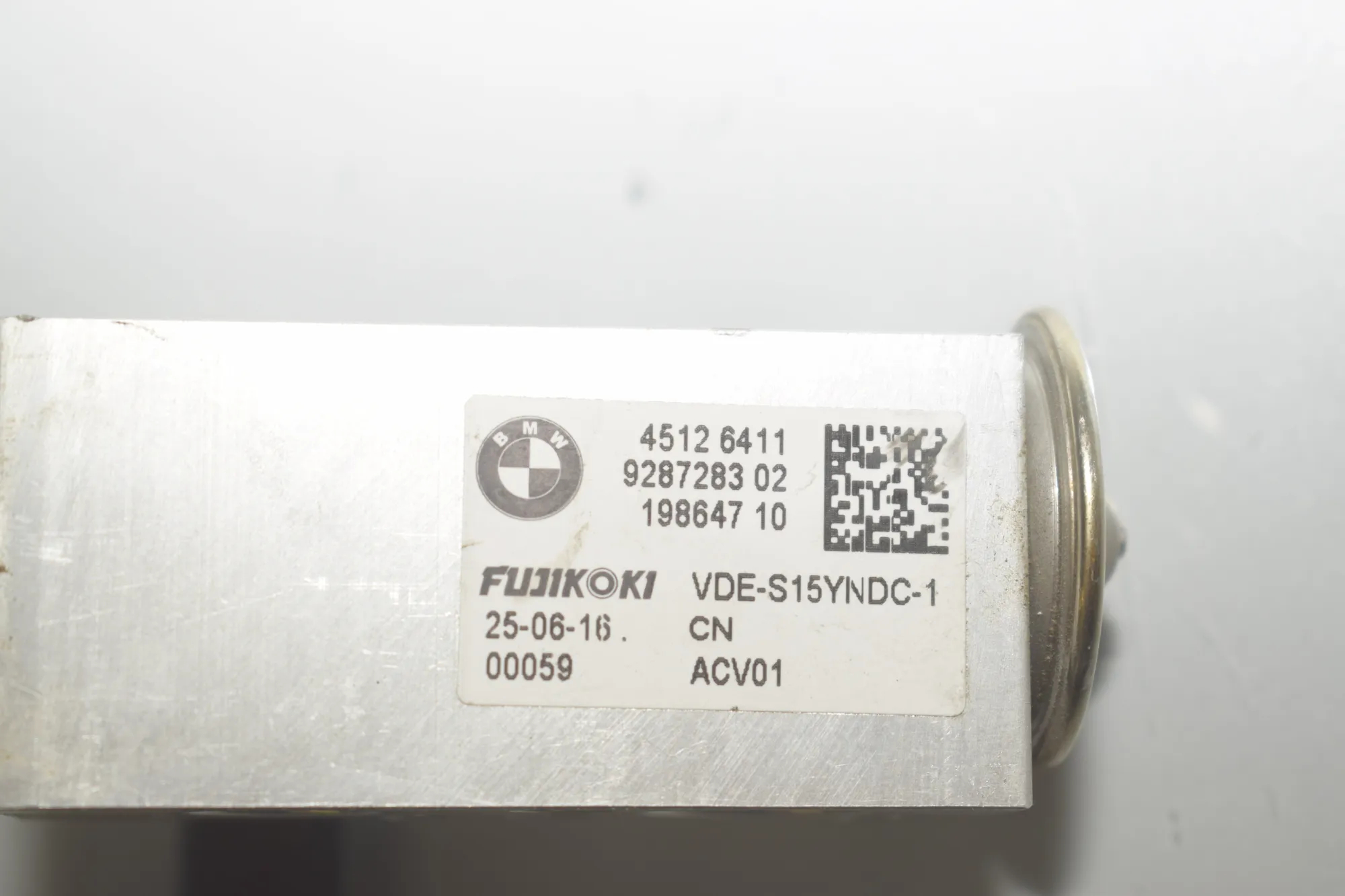 A/C Conditioner Expansion Valve – OEM 9287283 · BMW i3 (I01) Hybrid 2016 – 5