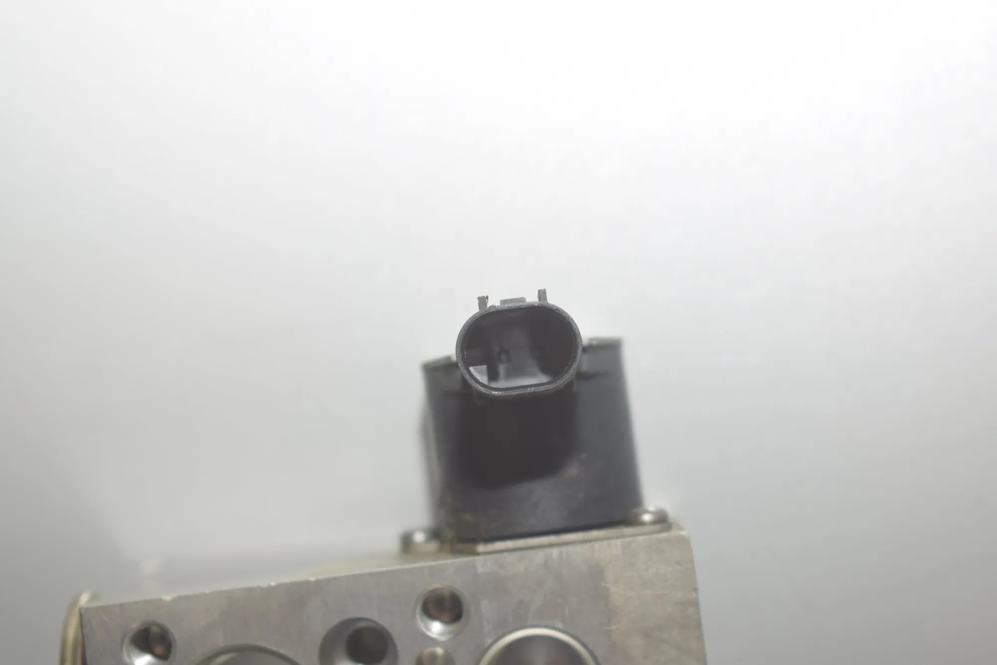 A/C Conditioner Expansion Valve – OEM 9287283 · BMW i3 (I01) Hybrid 2016 – 4