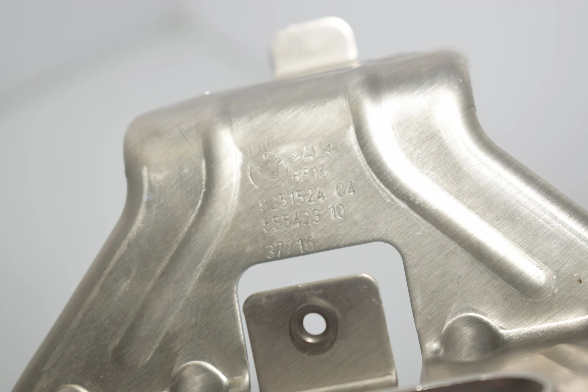 Bracket – OEM 9251524 · BMW i3 (I01) Hybrid 2016 – 4