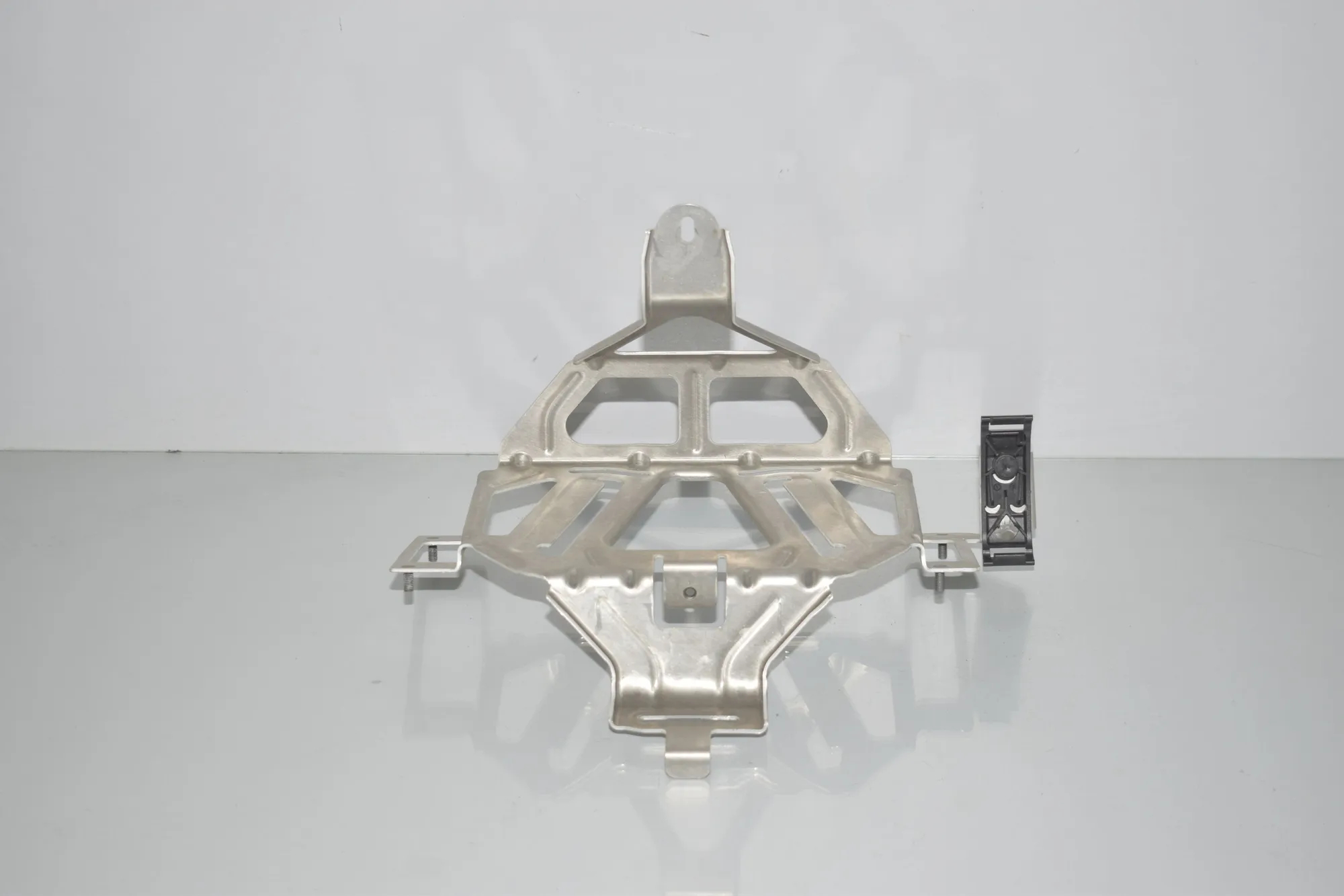 Bracket – OEM 9251524 · BMW i3 (I01) Hybrid 2016