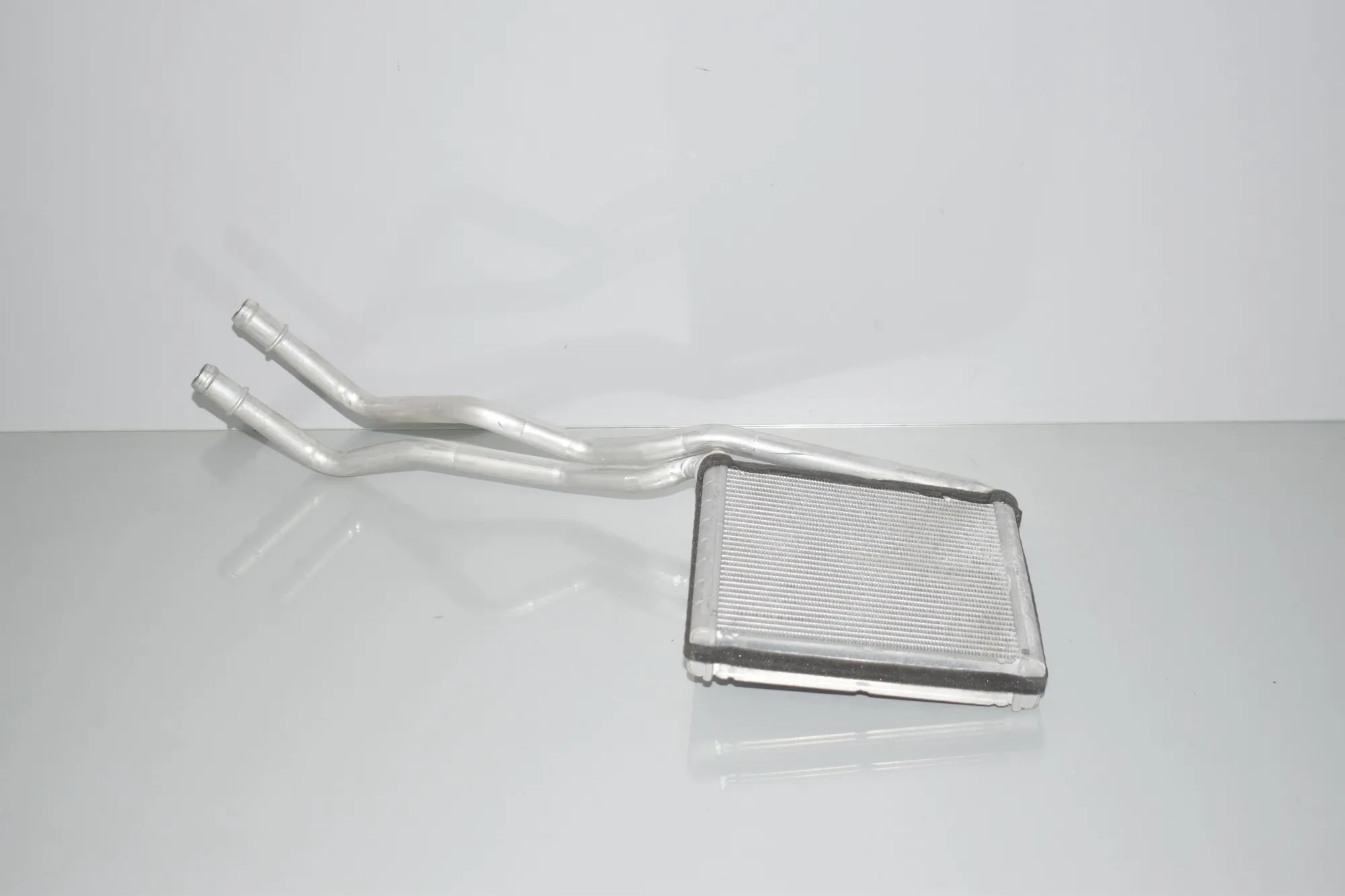 Heater Matrix – OEM 9297754 · BMW i3 (I01) Hybrid 2016