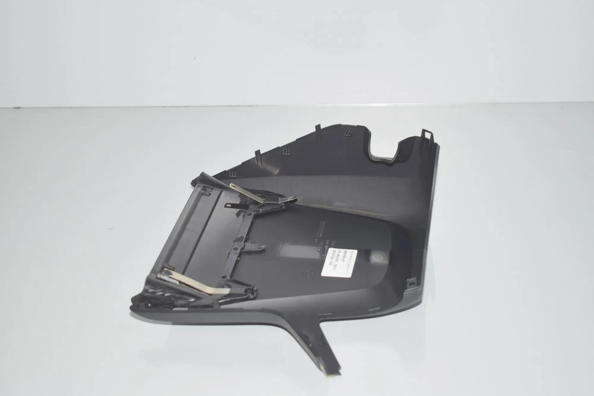 Steering Mechanism Trim – OEM 9285064 · BMW i3 (I01) Hybrid 2016 – 6