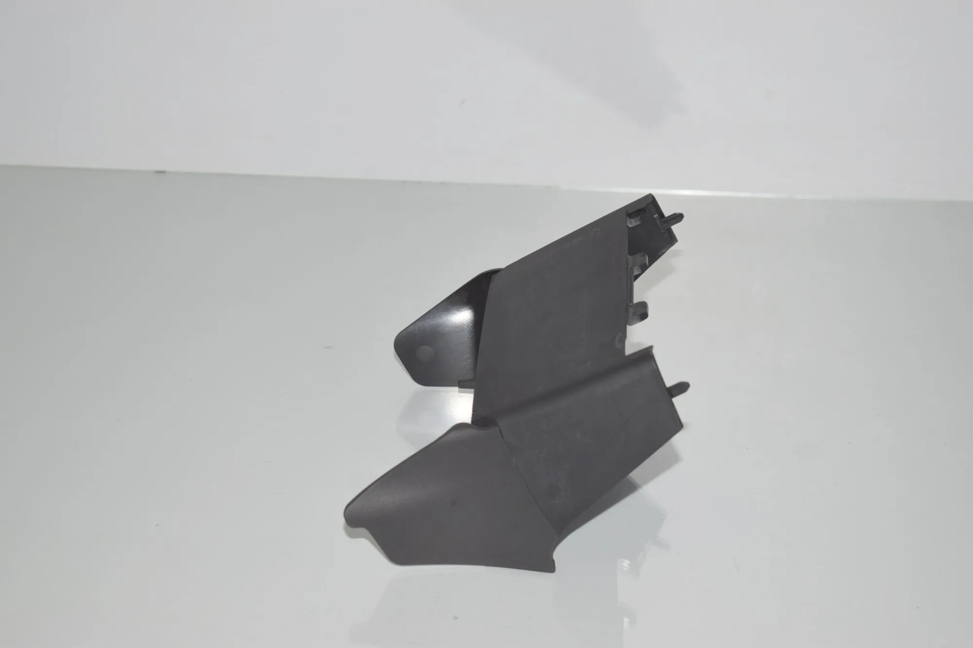 Steering Mechanism Trim – OEM 9282940 · BMW i3 (I01) Hybrid 2016 – 5