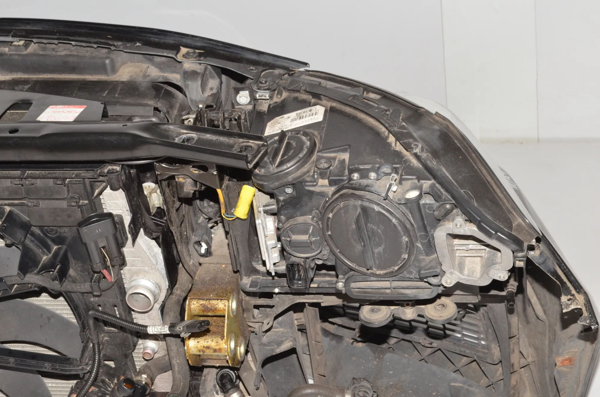 Front – OEM 7805630 · BMW 5 Touring (F11) M 550 d xDrive 2012 – 16