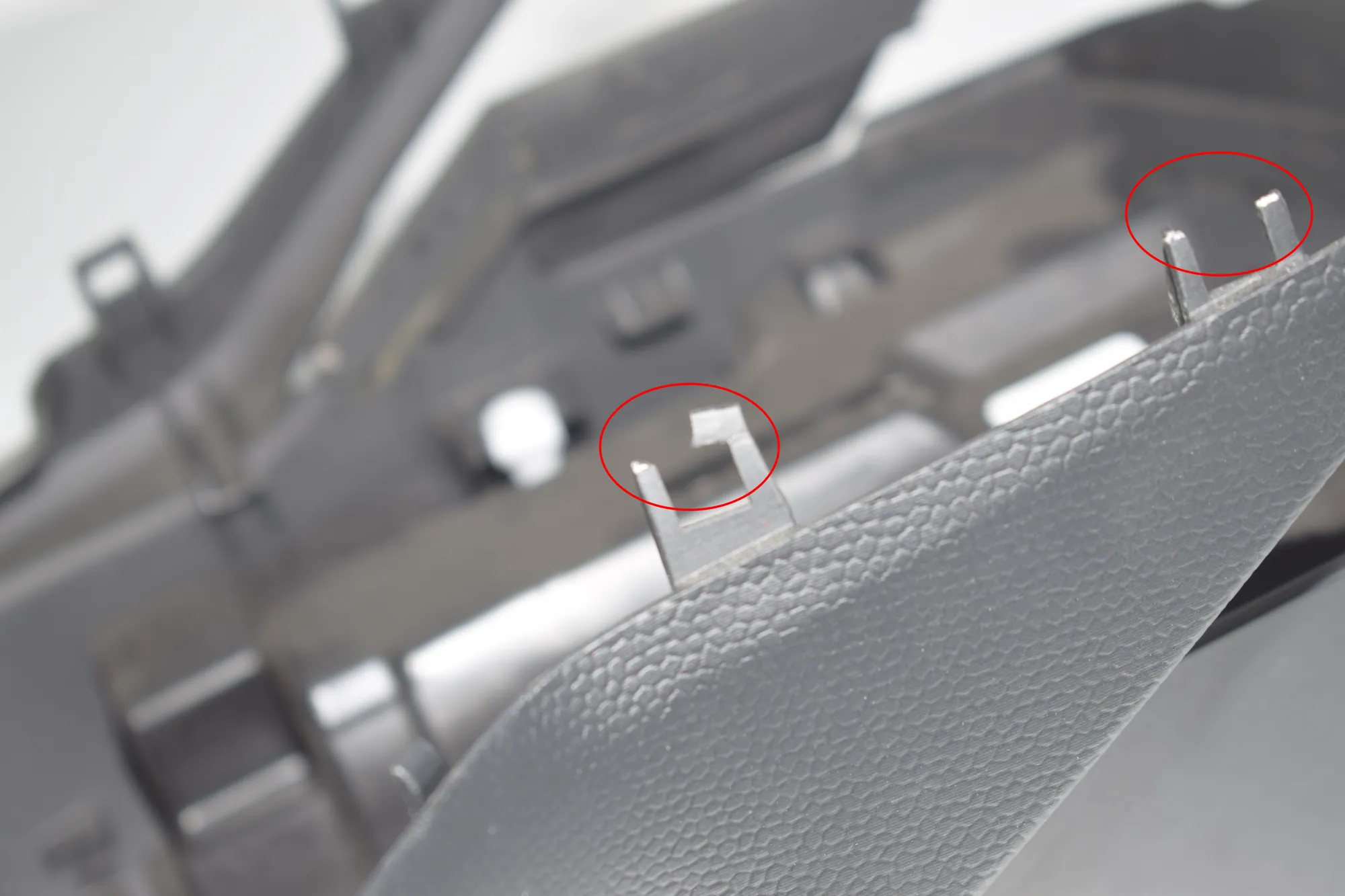 Steering Mechanism Trim – OEM 9285065 · BMW i3 (I01) Hybrid 2016 – 9